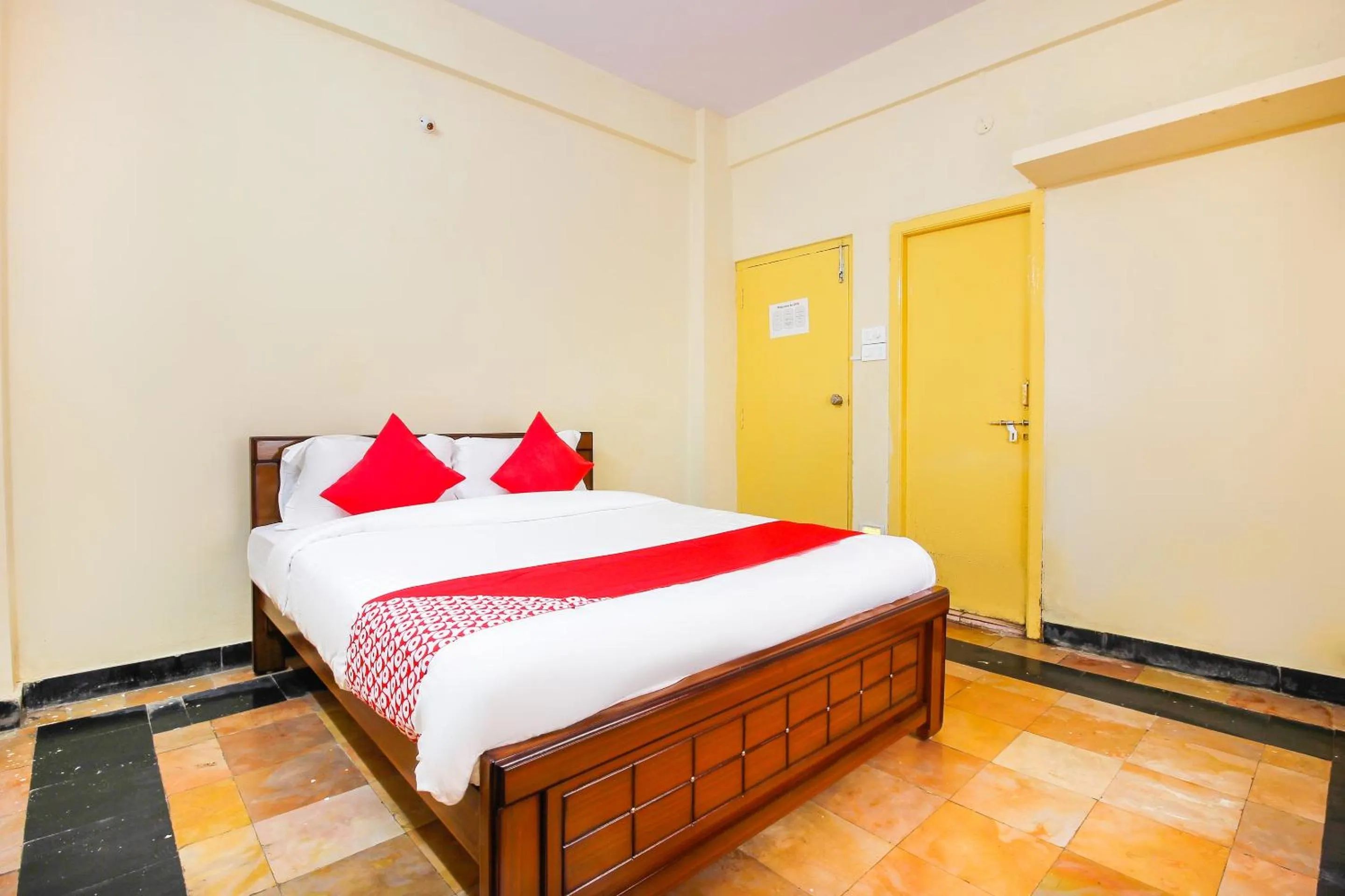 Bedroom, Bed in Hotel O Sai Residency Near SR Nagar metro station