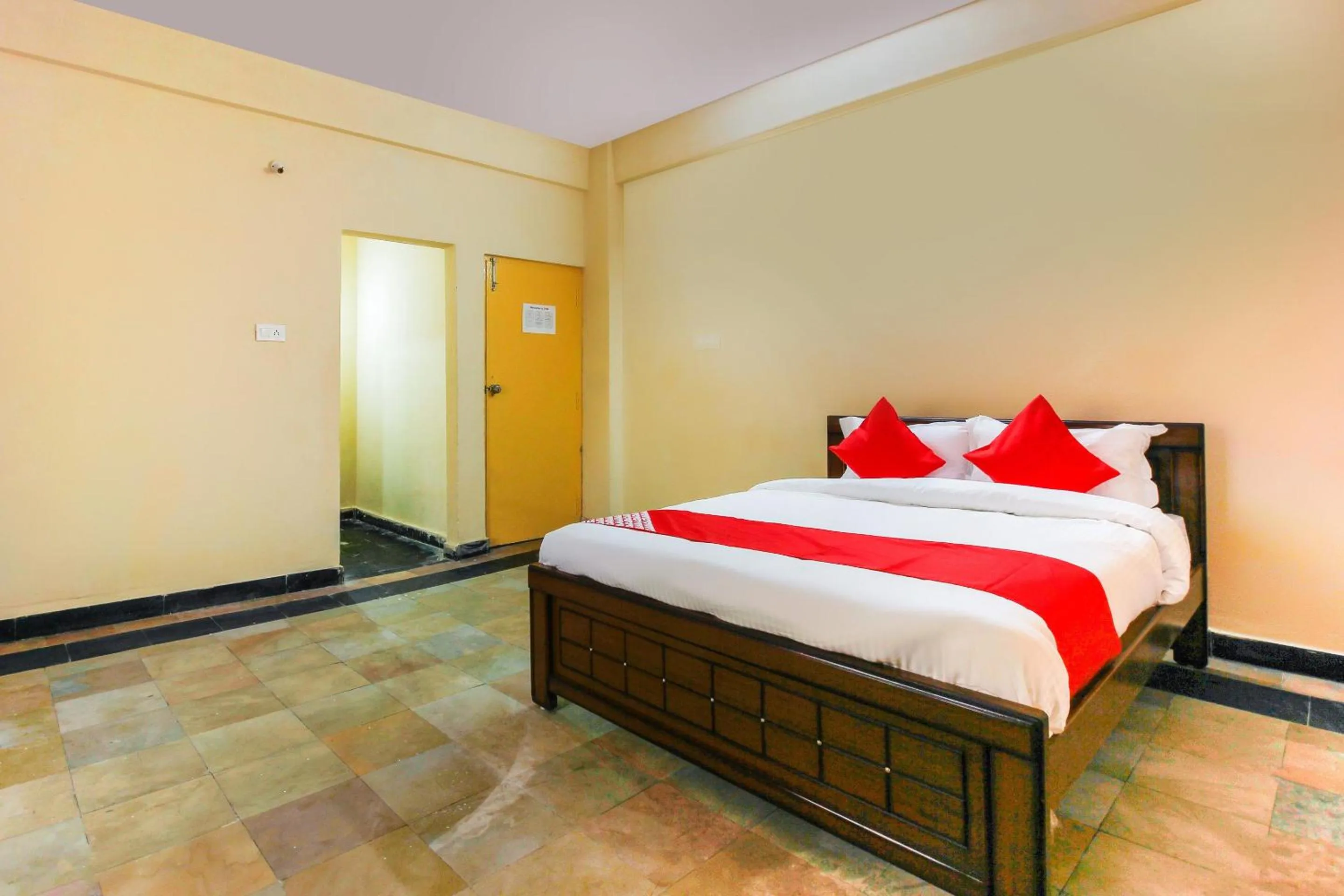 Bedroom, Bed in Hotel O Sai Residency Near SR Nagar metro station