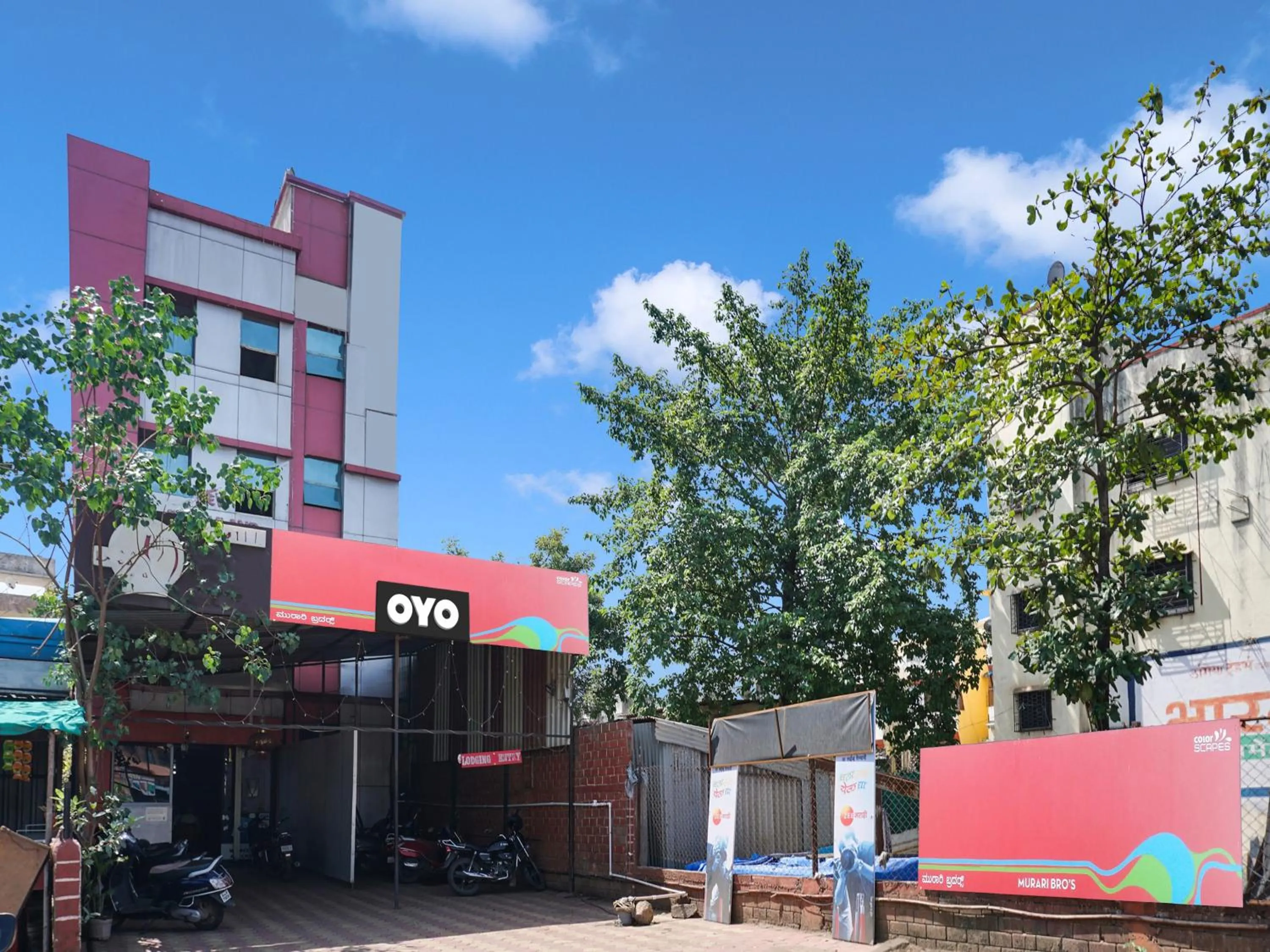 Facade/entrance in Hotel O New Dreamland