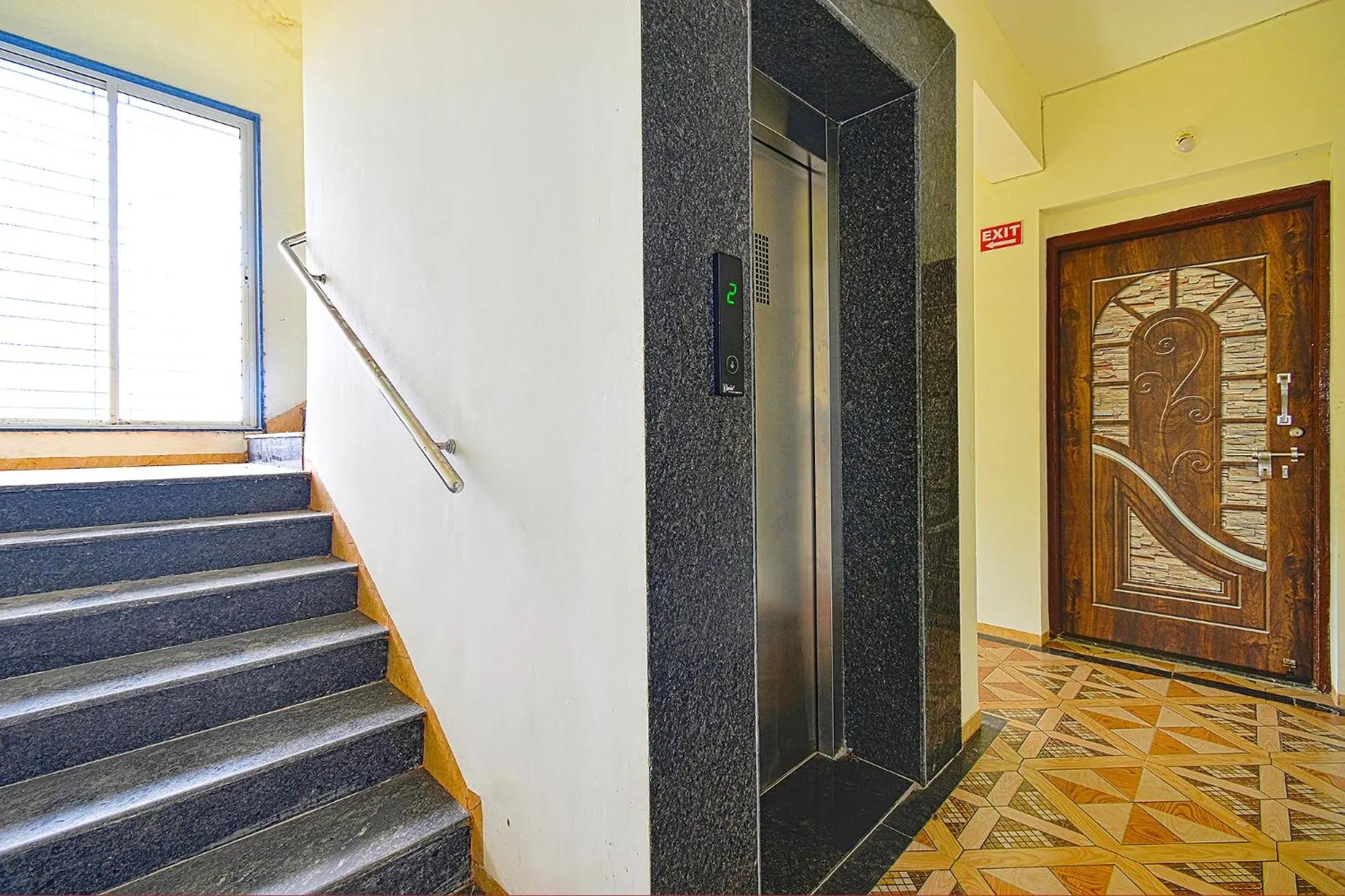 elevator in FabExpress Golden Leaf Airport