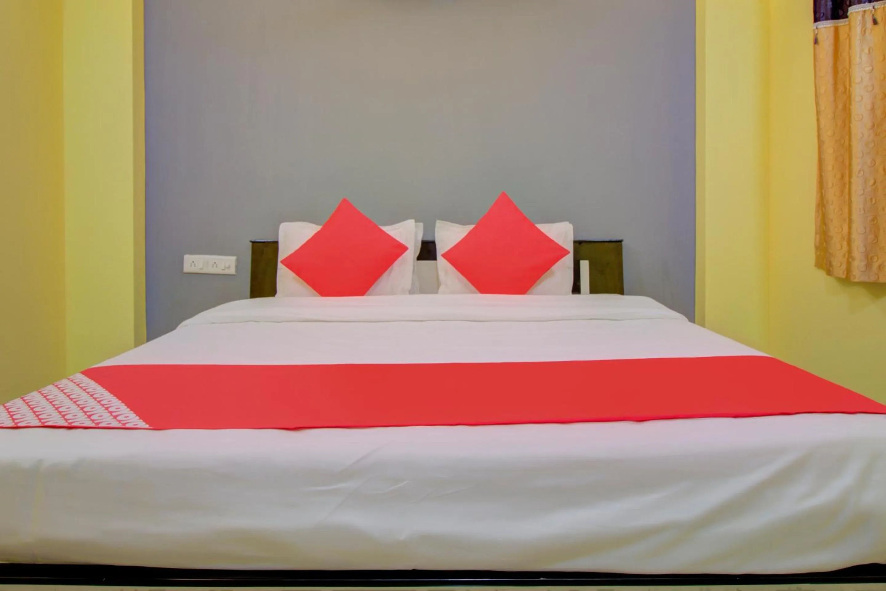 Bedroom in Hotel O by OYO Tare Farms