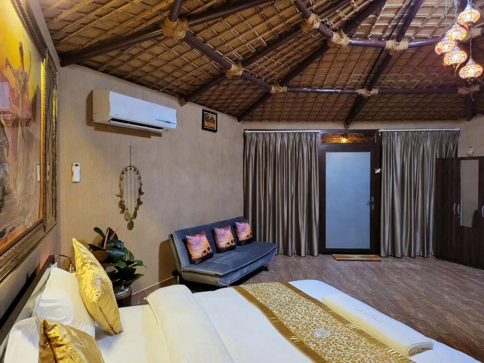 Bed in The Dunes Camping & Safari RAK