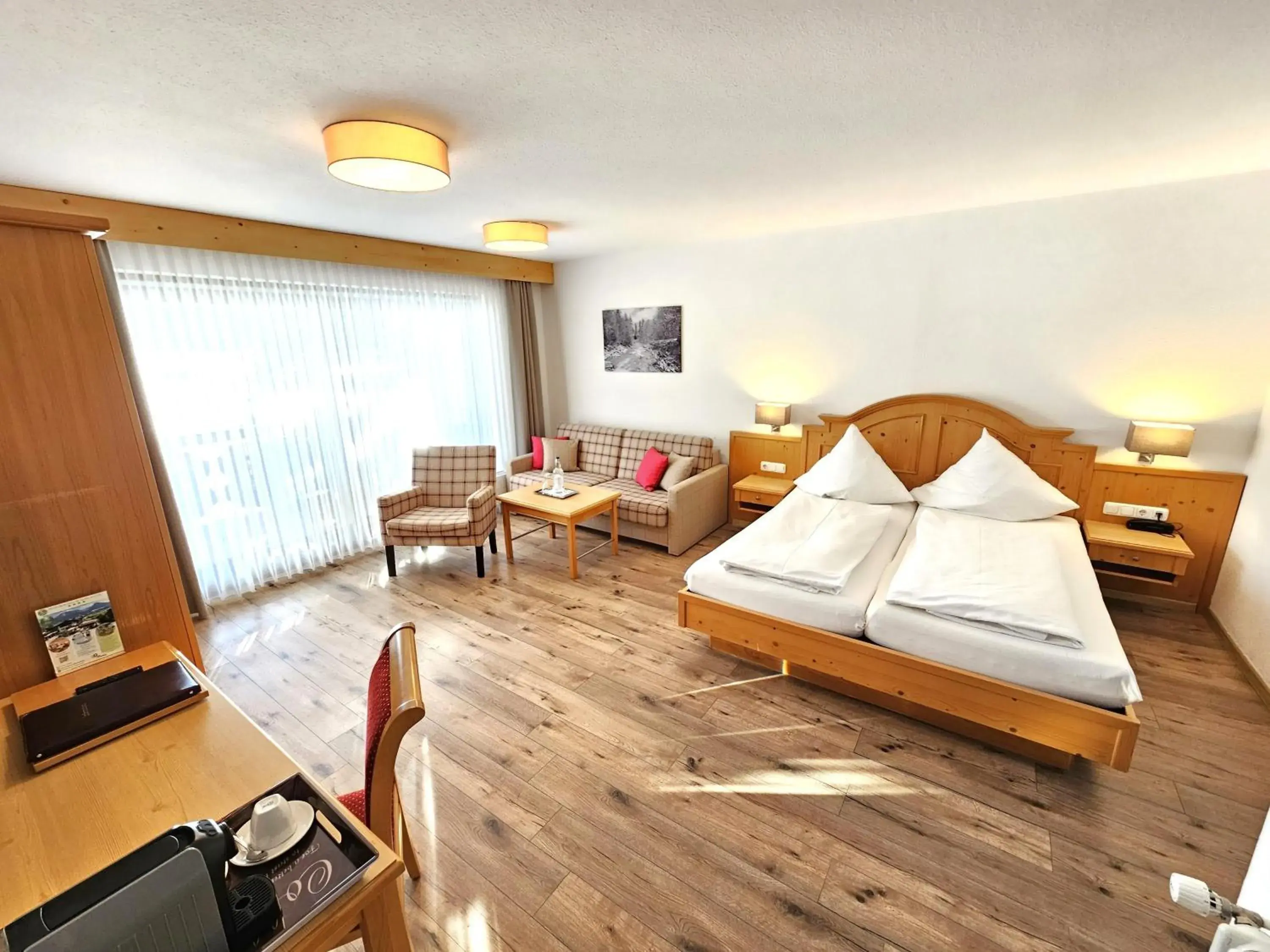 Apartment with Mountain View in Hotel Cafe Fuggerhof Apartment with Mountain View in Hotel Cafe Fuggerhof