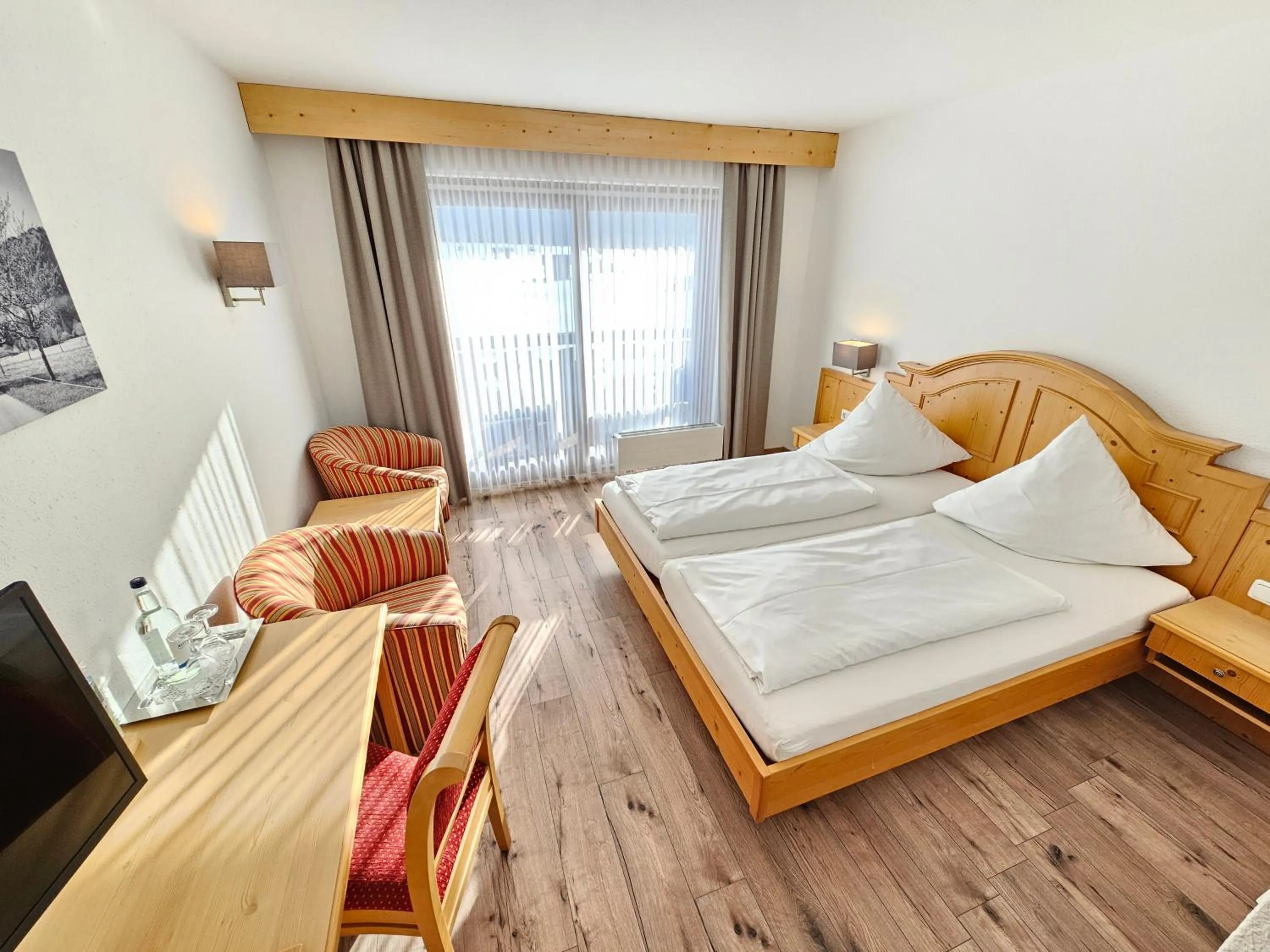 Photo of the whole room, Bed in Hotel Cafe Fuggerhof