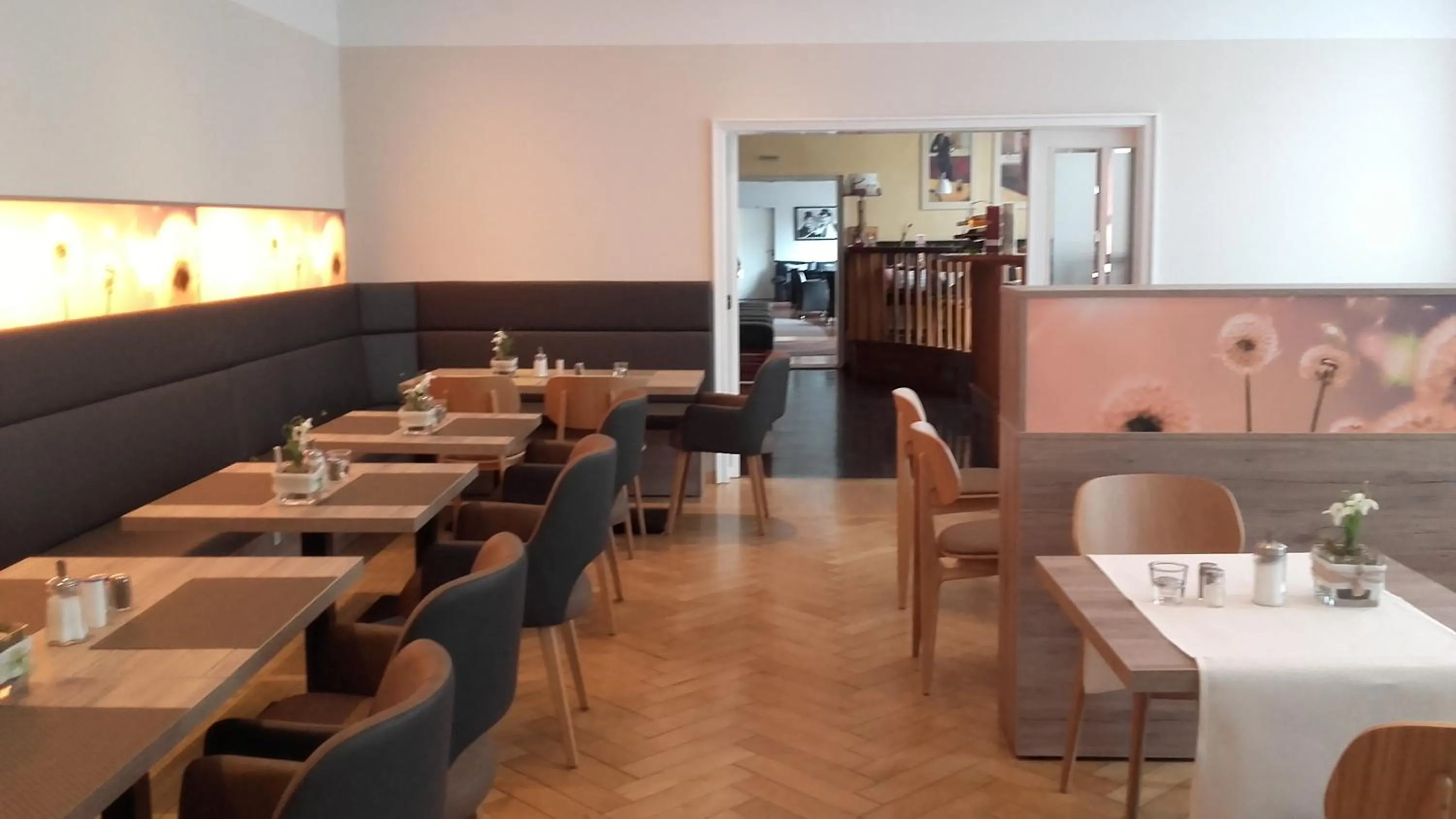 Restaurant/places to eat in Hotel Bavaria Oldenburg