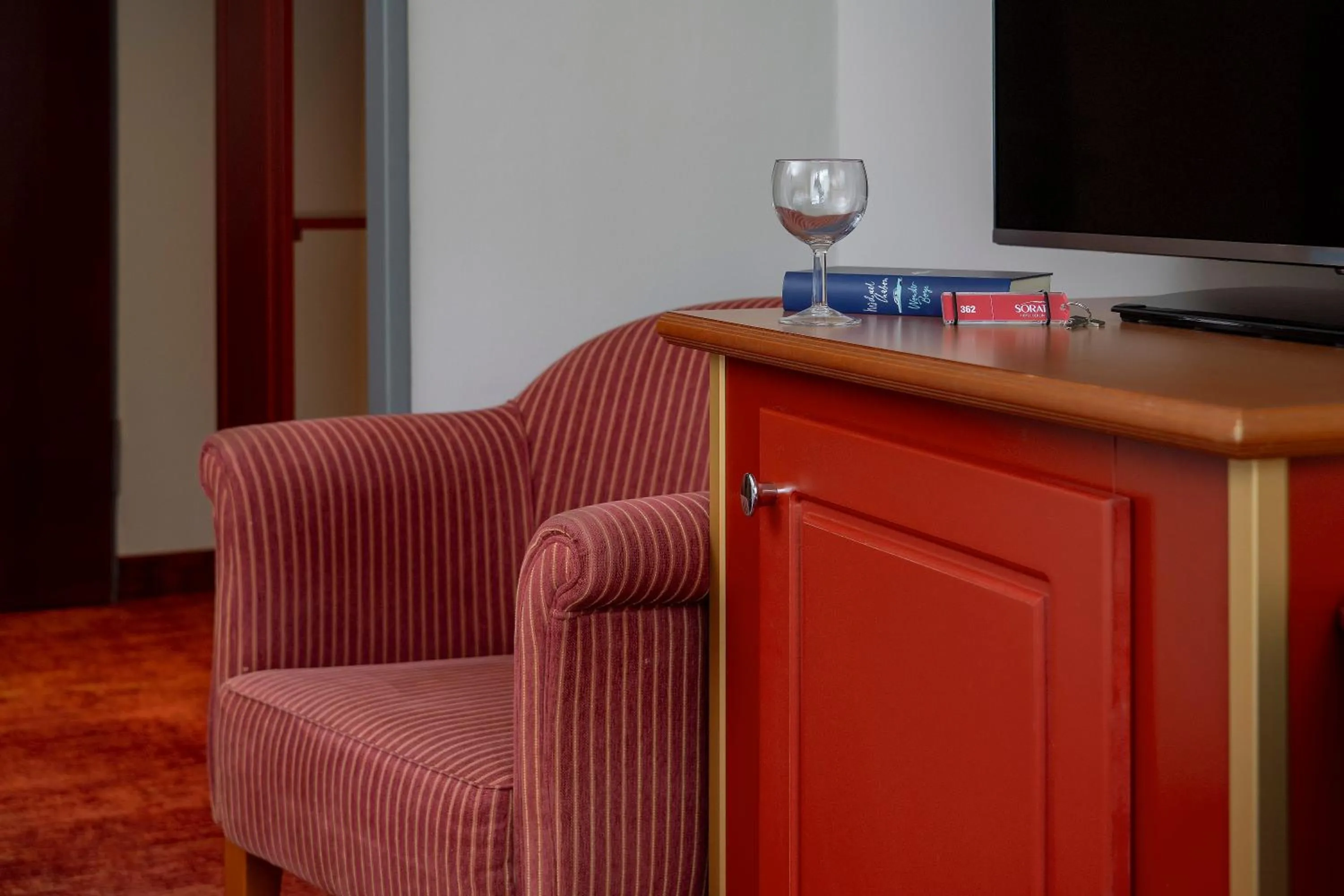 Seating area in SORAT Hotel Berlin