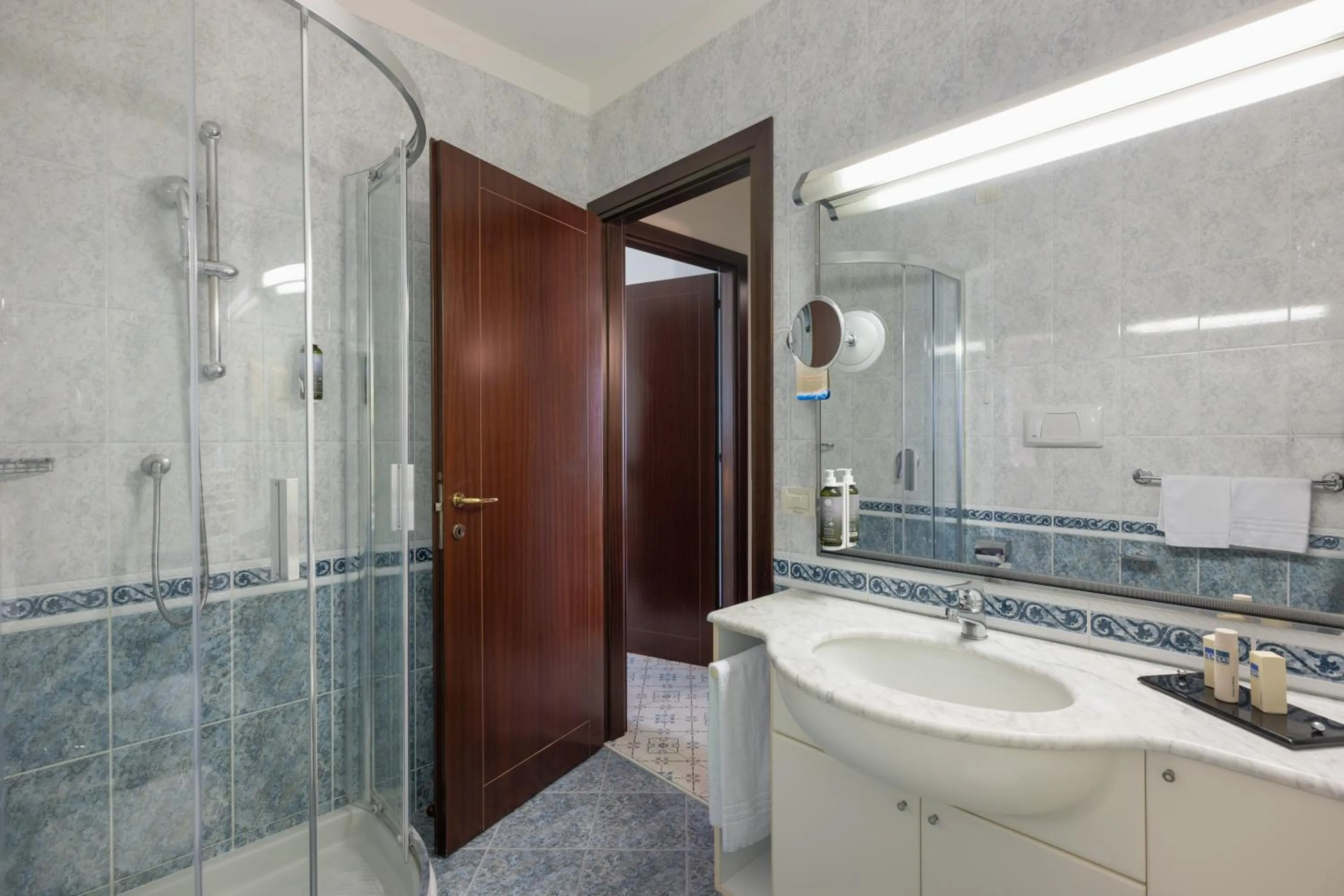 Bathroom in Aparthotel Holiday