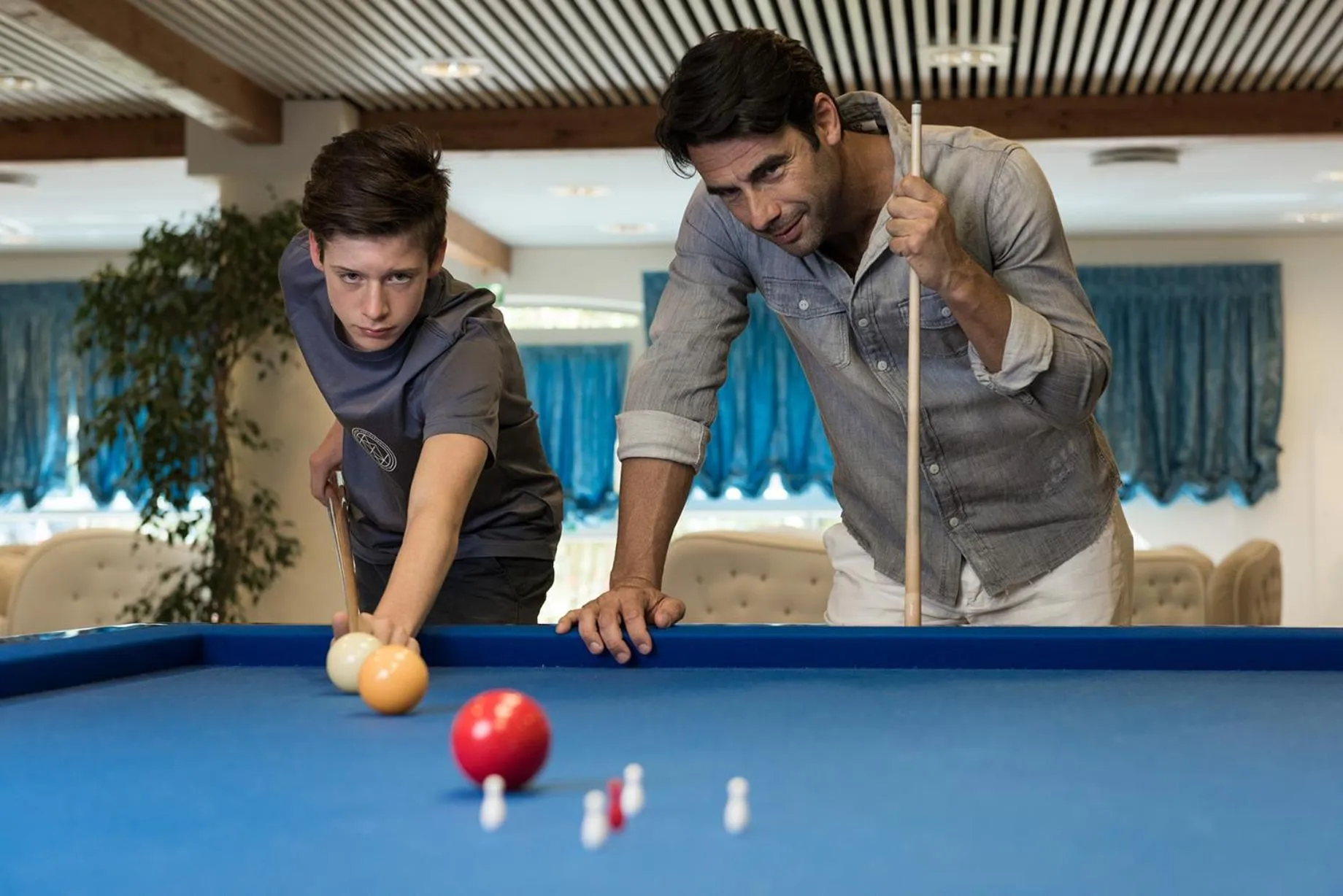 Billiard in Aparthotel Holiday