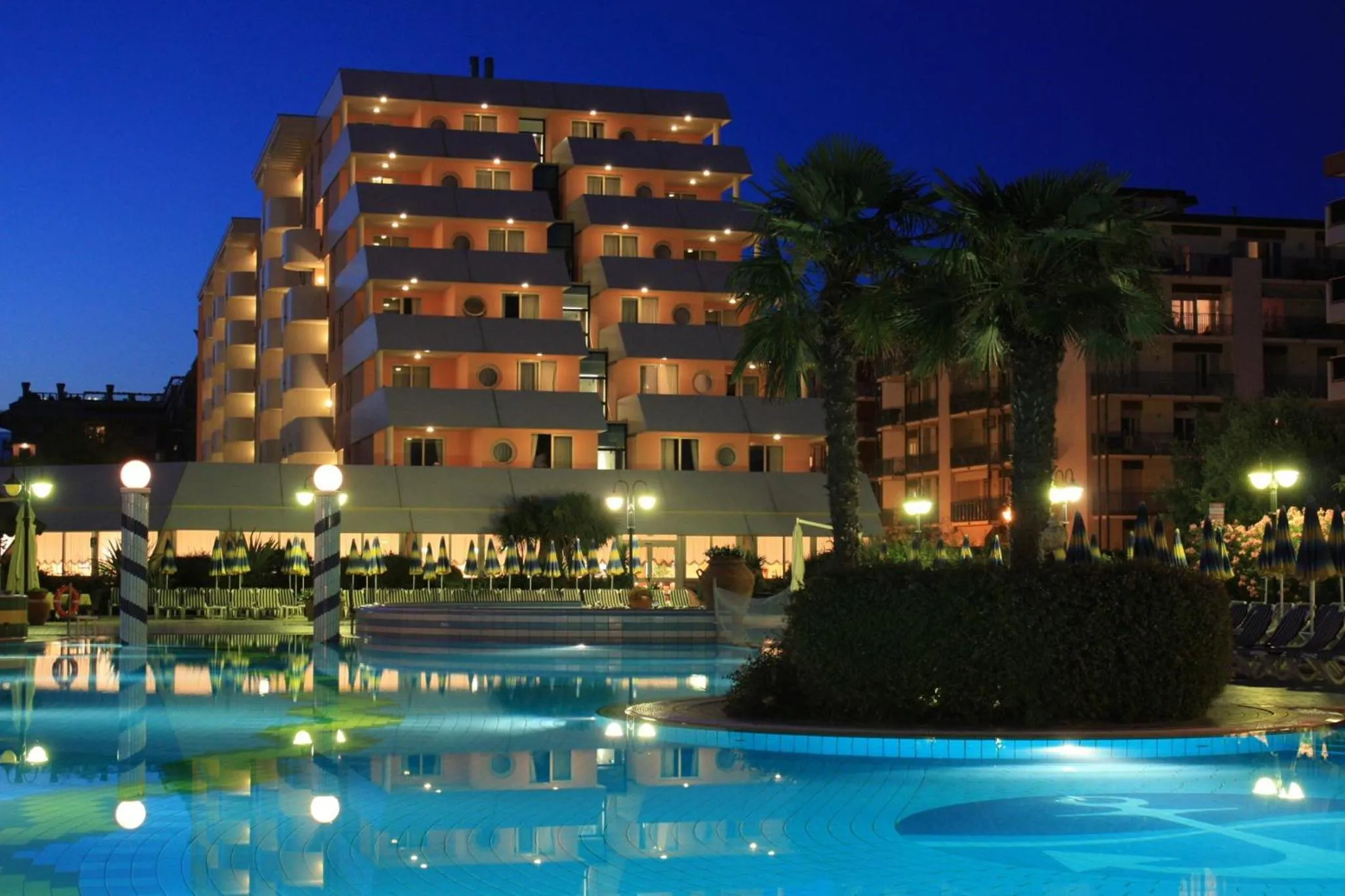 Property building in Aparthotel Holiday