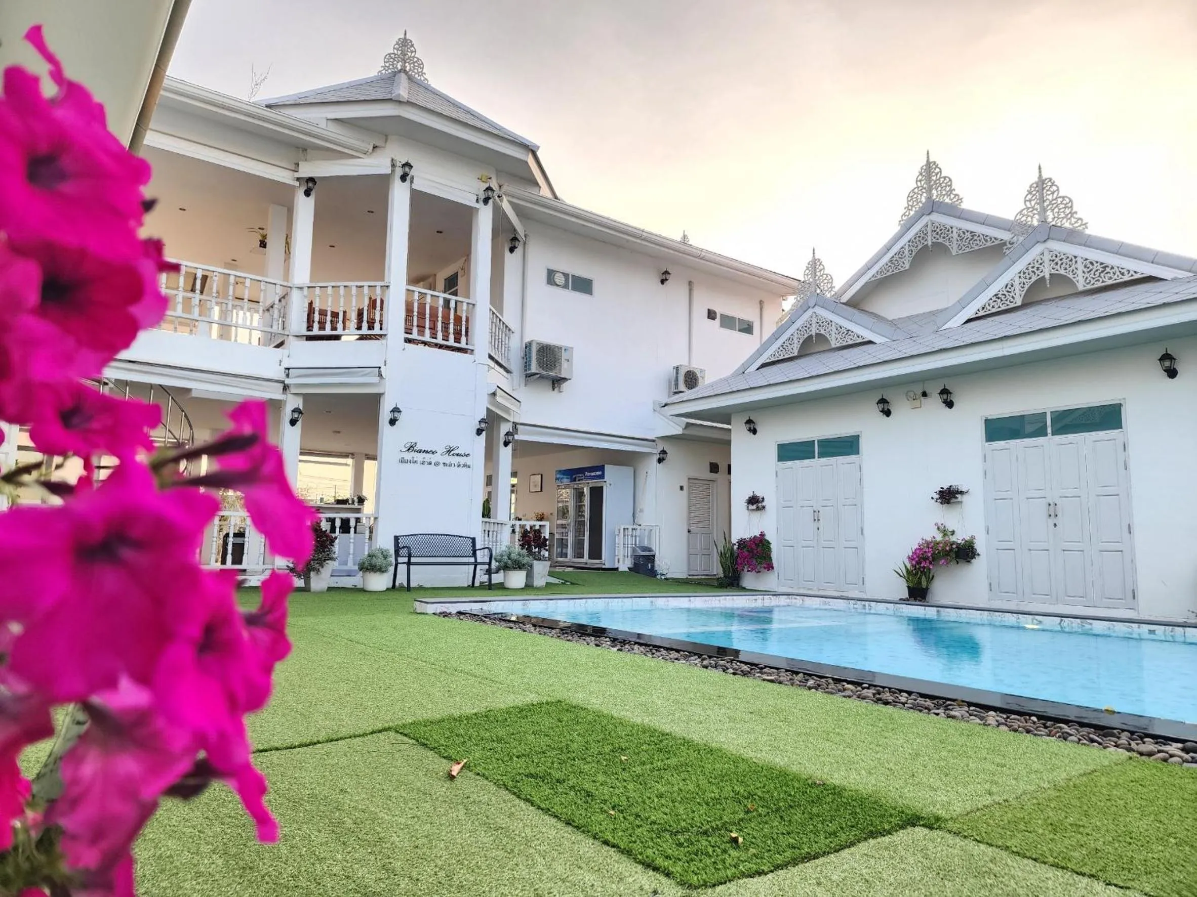 Property building in Bianco House Resort