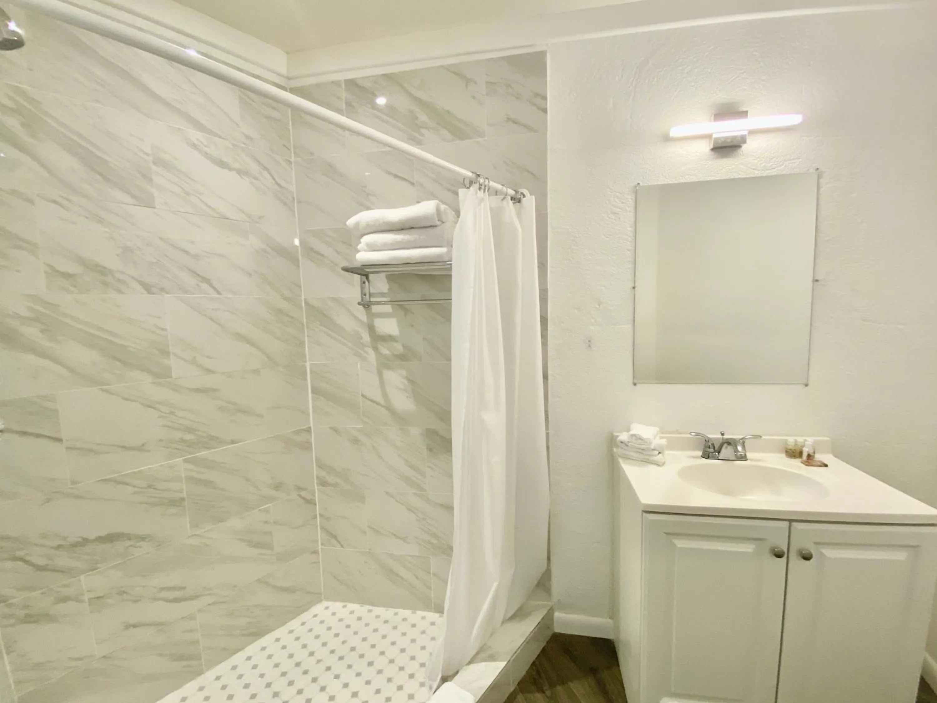 The Sunset Cove and Rainbow Room