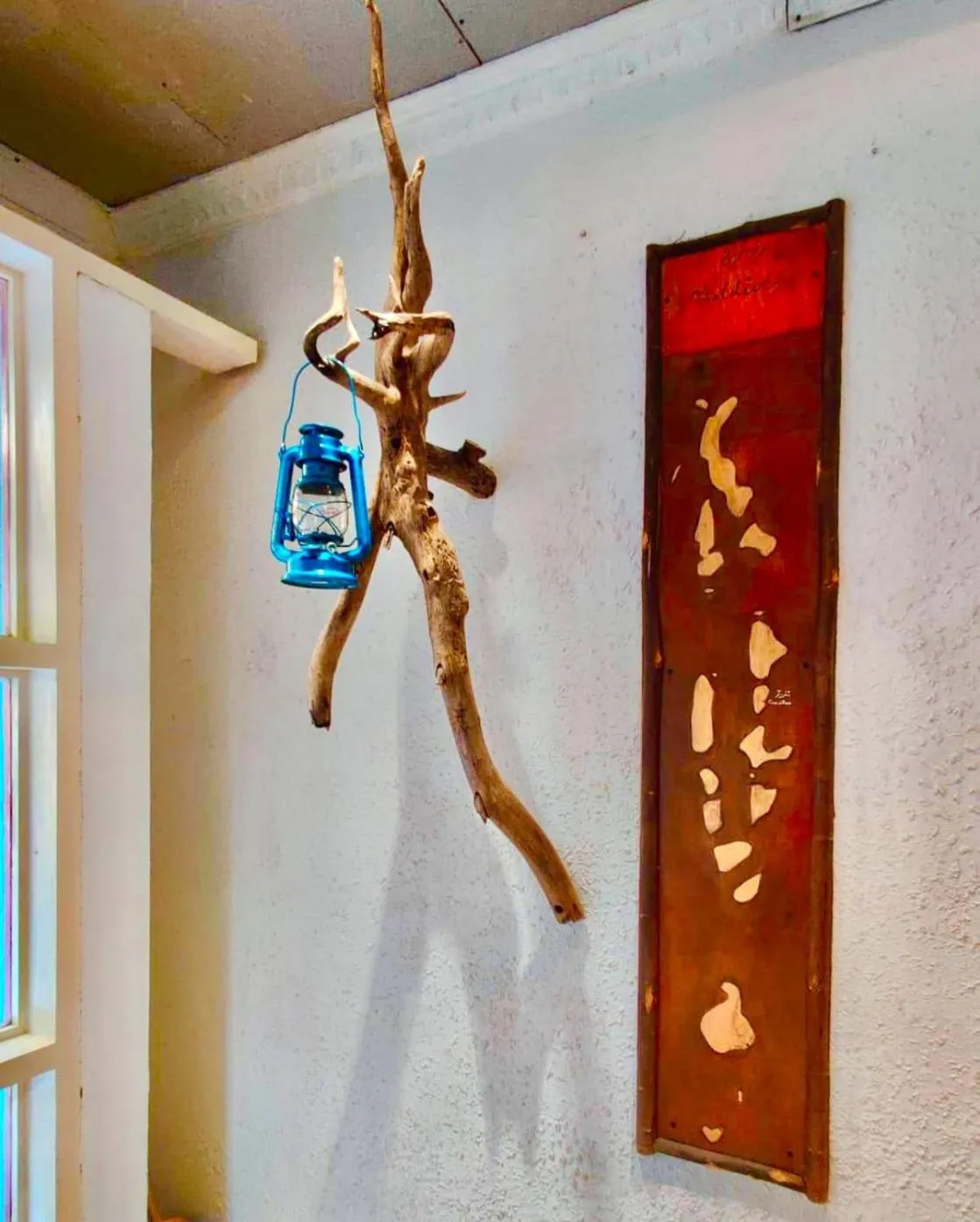 Logo/Certificate/Sign in Ocean Way Guraidhoo