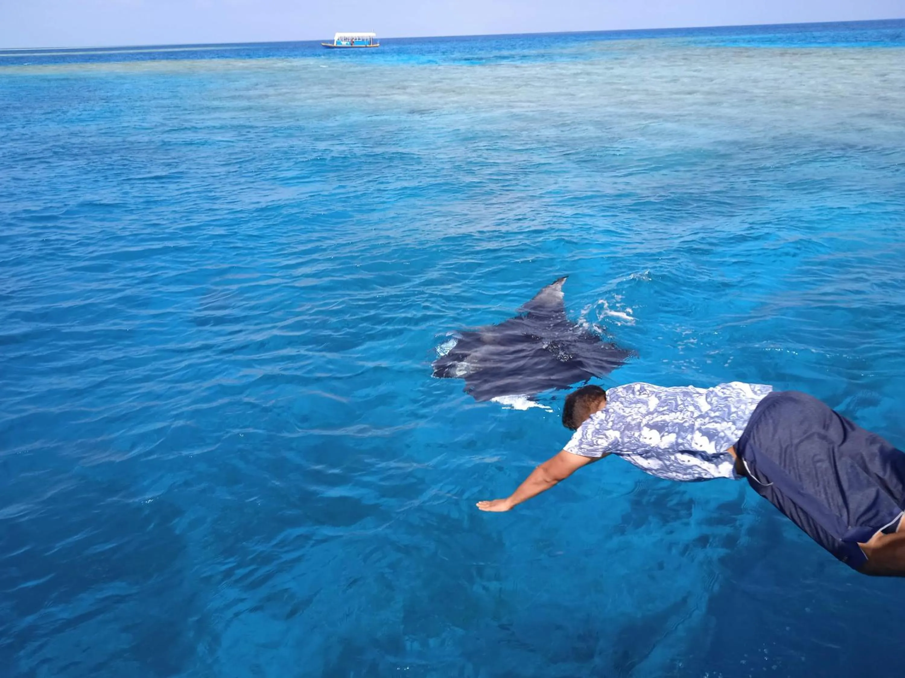 Summer in Ocean Way Guraidhoo