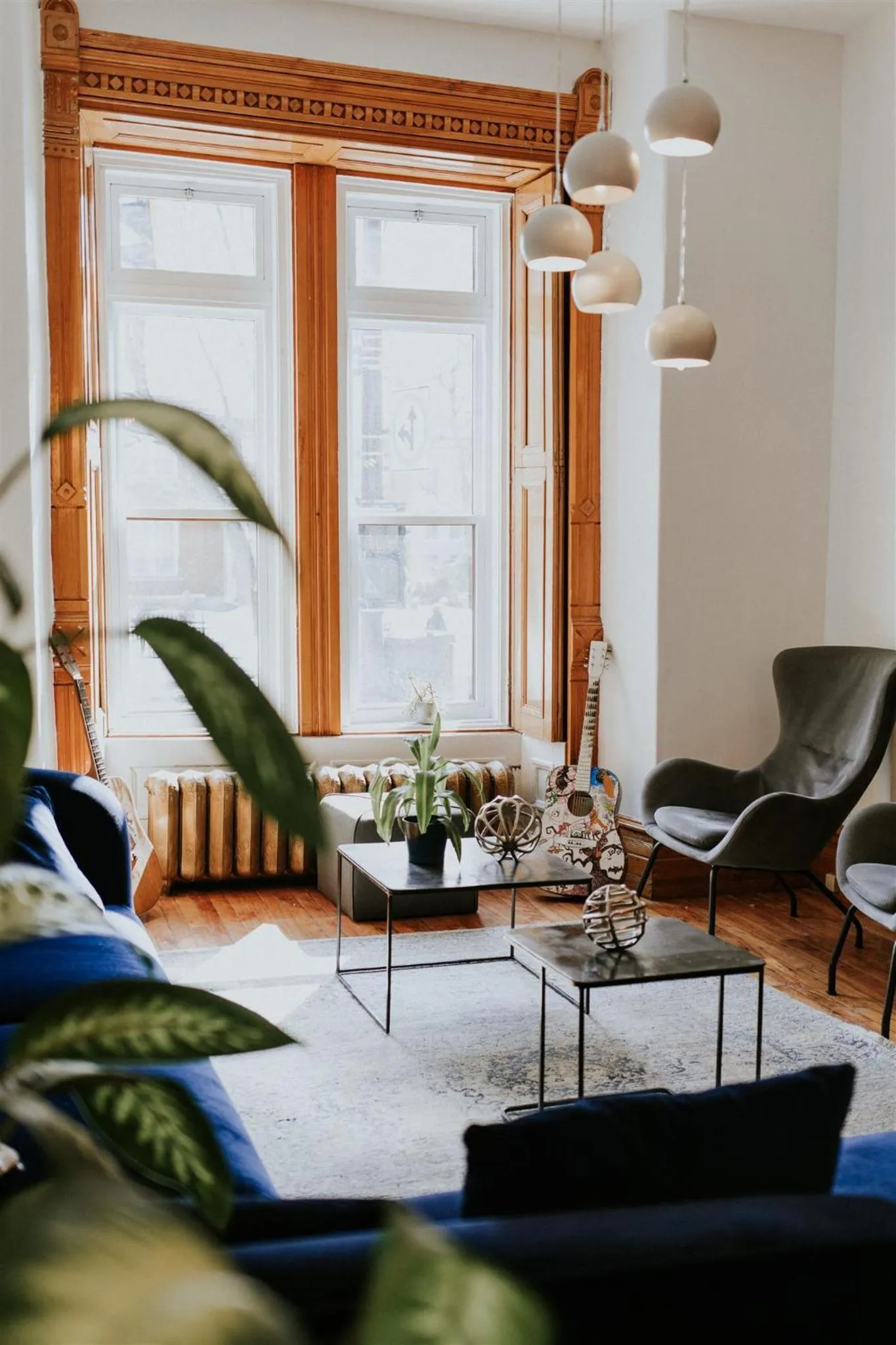 Communal lounge/ TV room in Auberge du Plateau