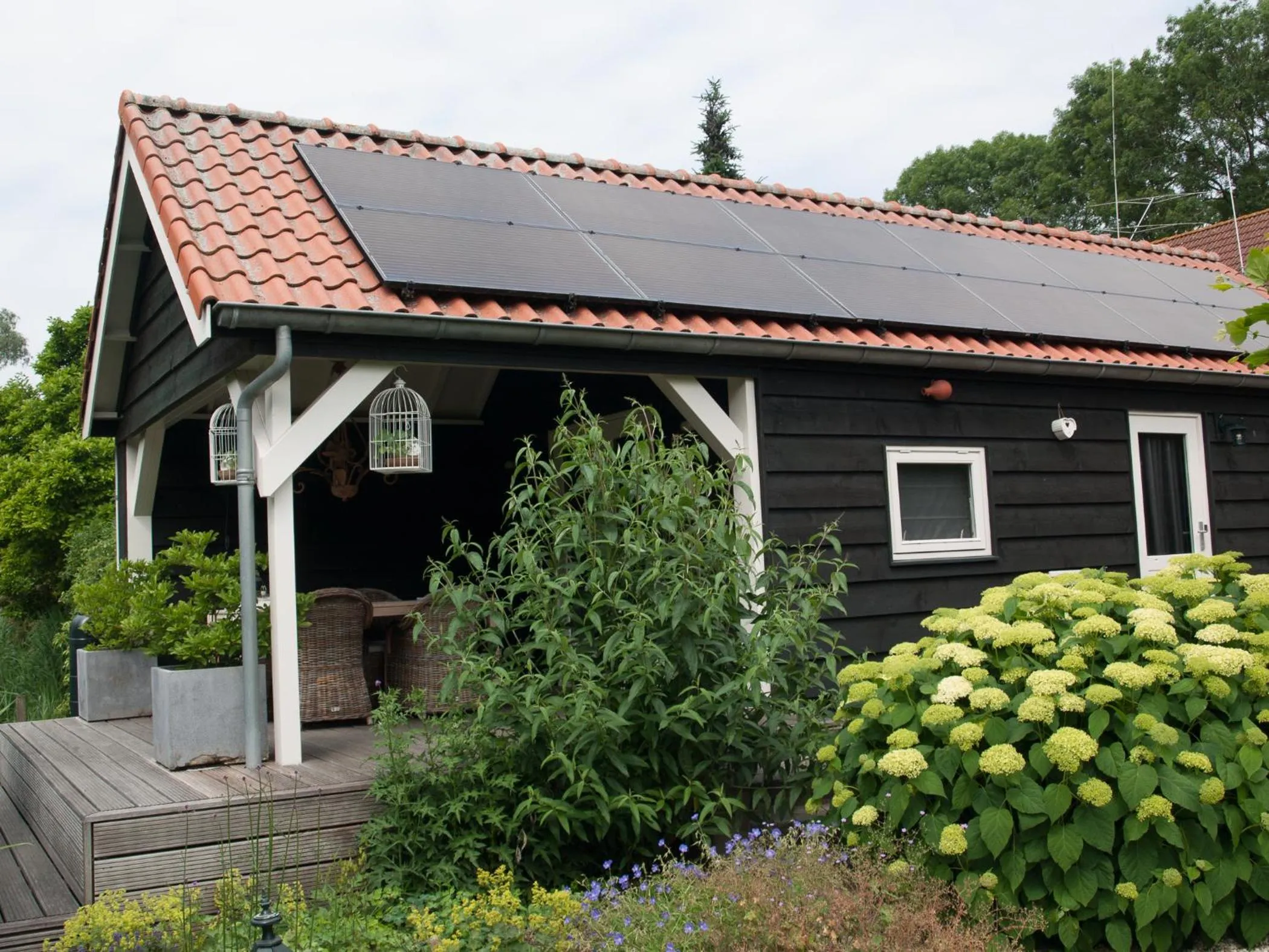 Property building in Bed & Breakfast De Schuur Inn