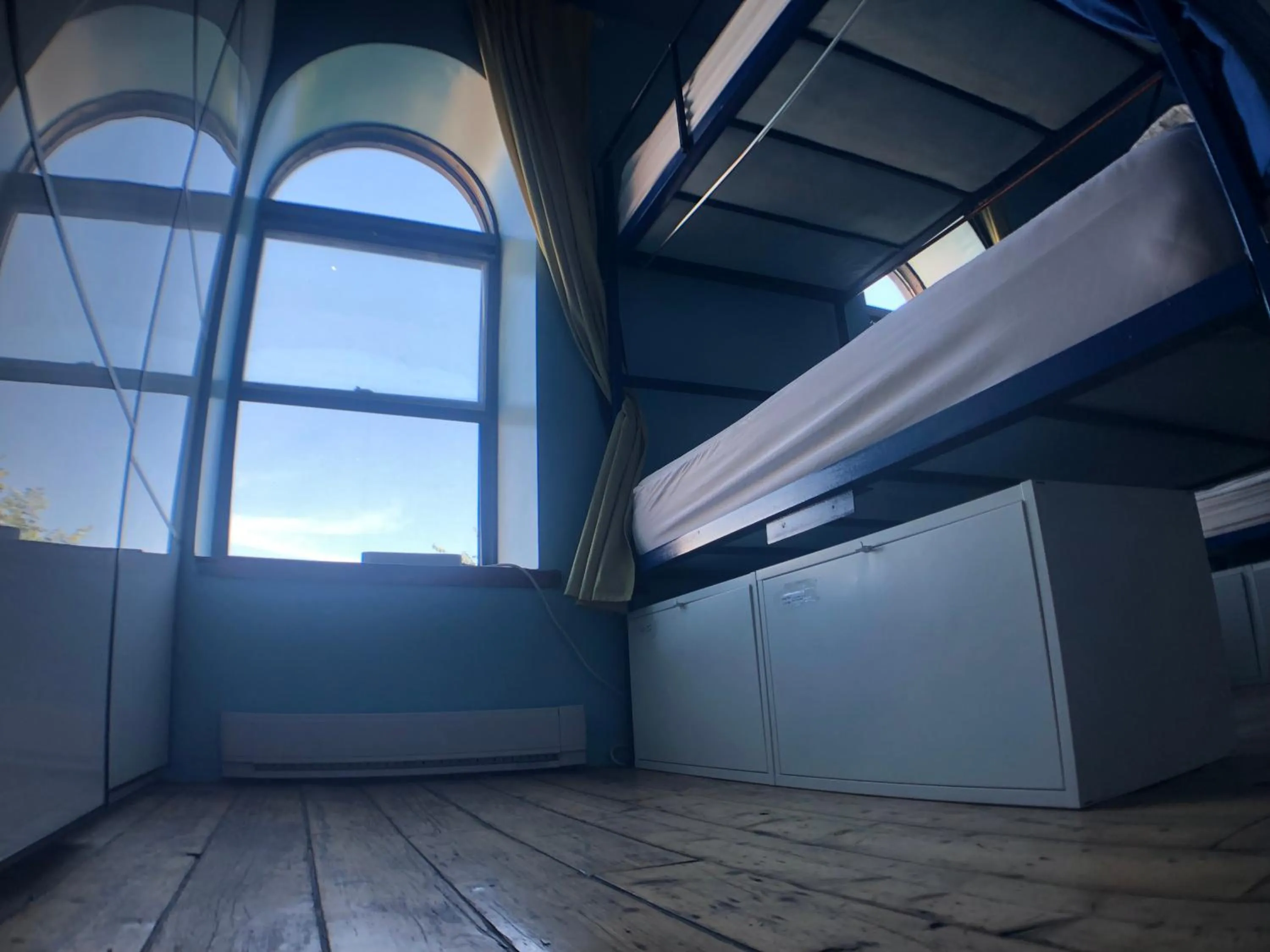 bunk bed in Auberge Alternative