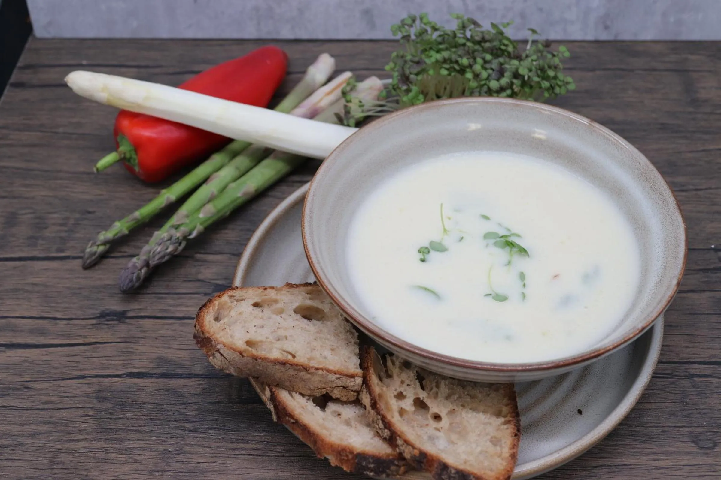 Restaurant/places to eat in Crowne Plaza Düsseldorf - Neuss by IHG