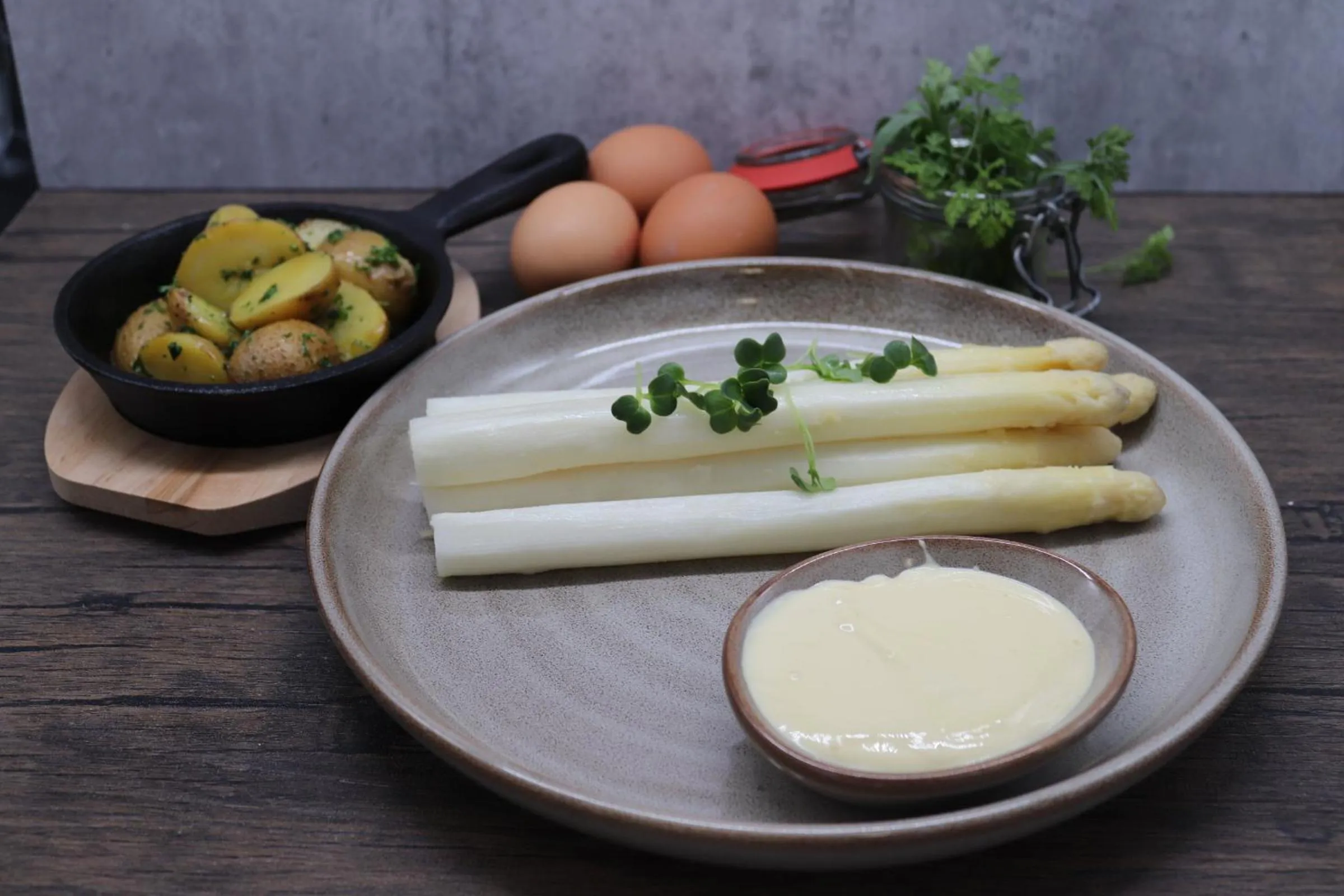 Restaurant/places to eat in Crowne Plaza Düsseldorf - Neuss by IHG