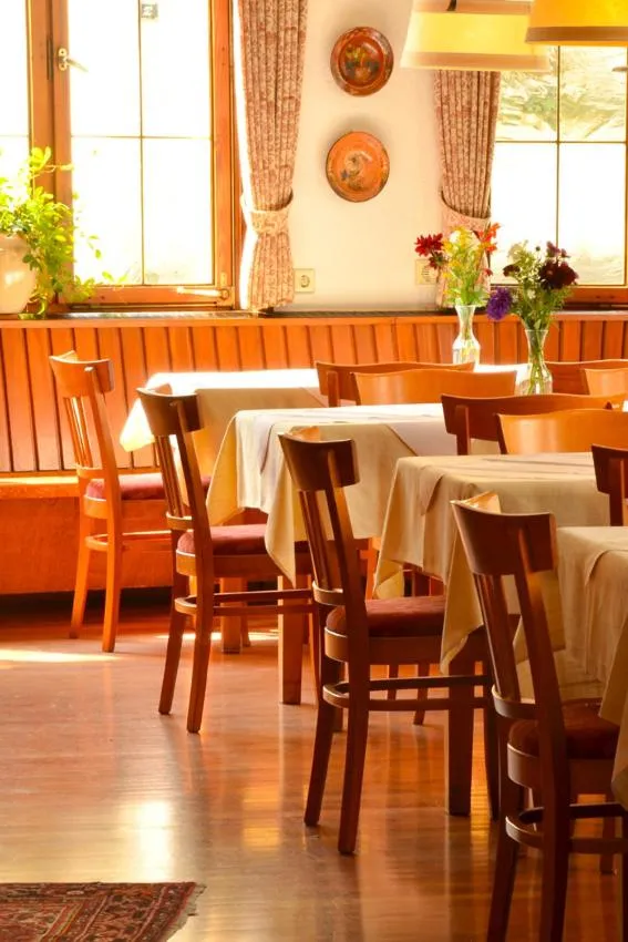 Restaurant/places to eat in Gasthof Adler