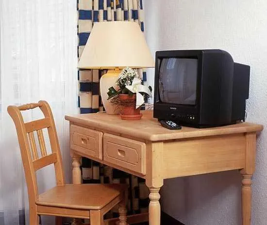 TV and multimedia in Gasthof Adler