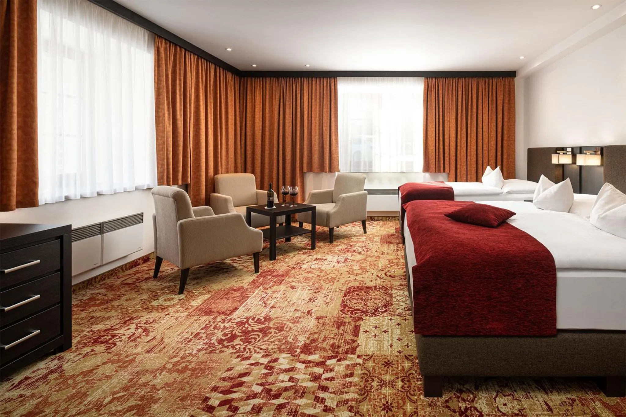 Photo of the whole room, Bed in Hotel Singer