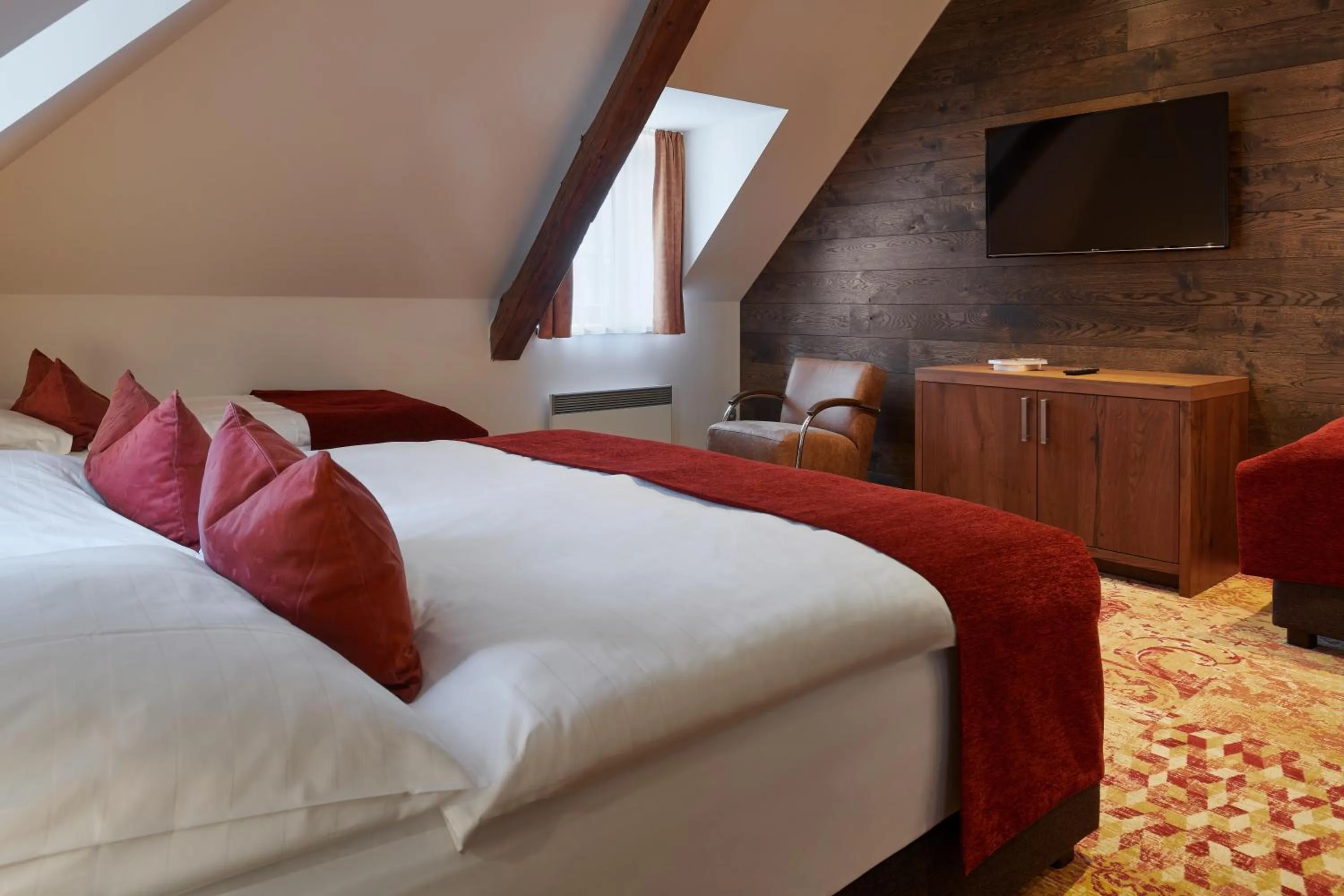 Photo of the whole room, Bed in Hotel Singer