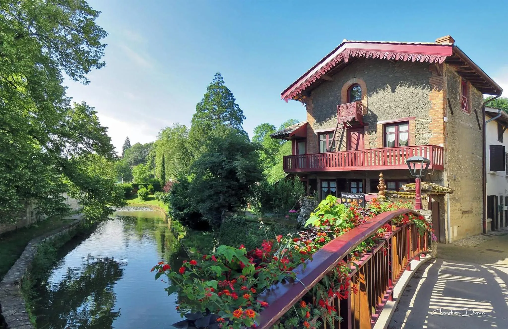 City view in Hôtel Au Coq Dort Spa