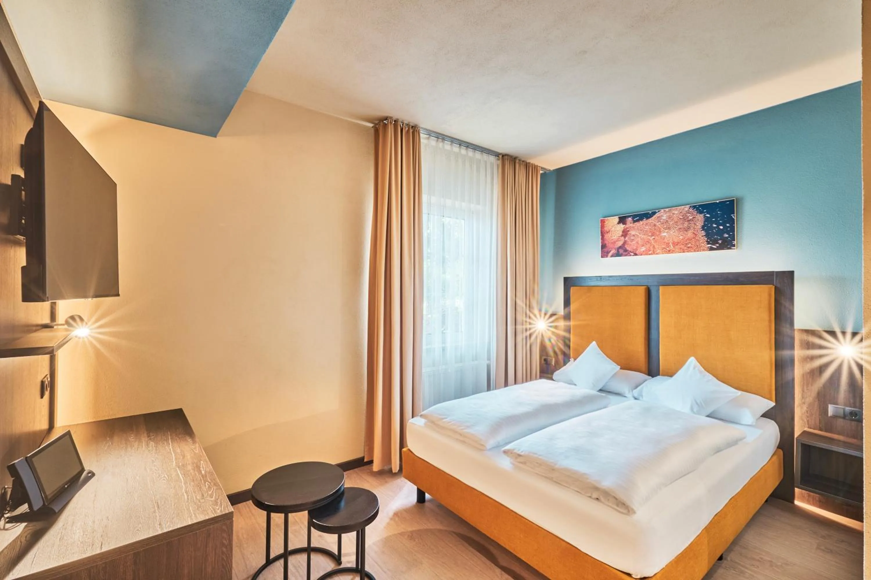 Photo of the whole room, Bed in AKZENT Hotel Aufkirchen