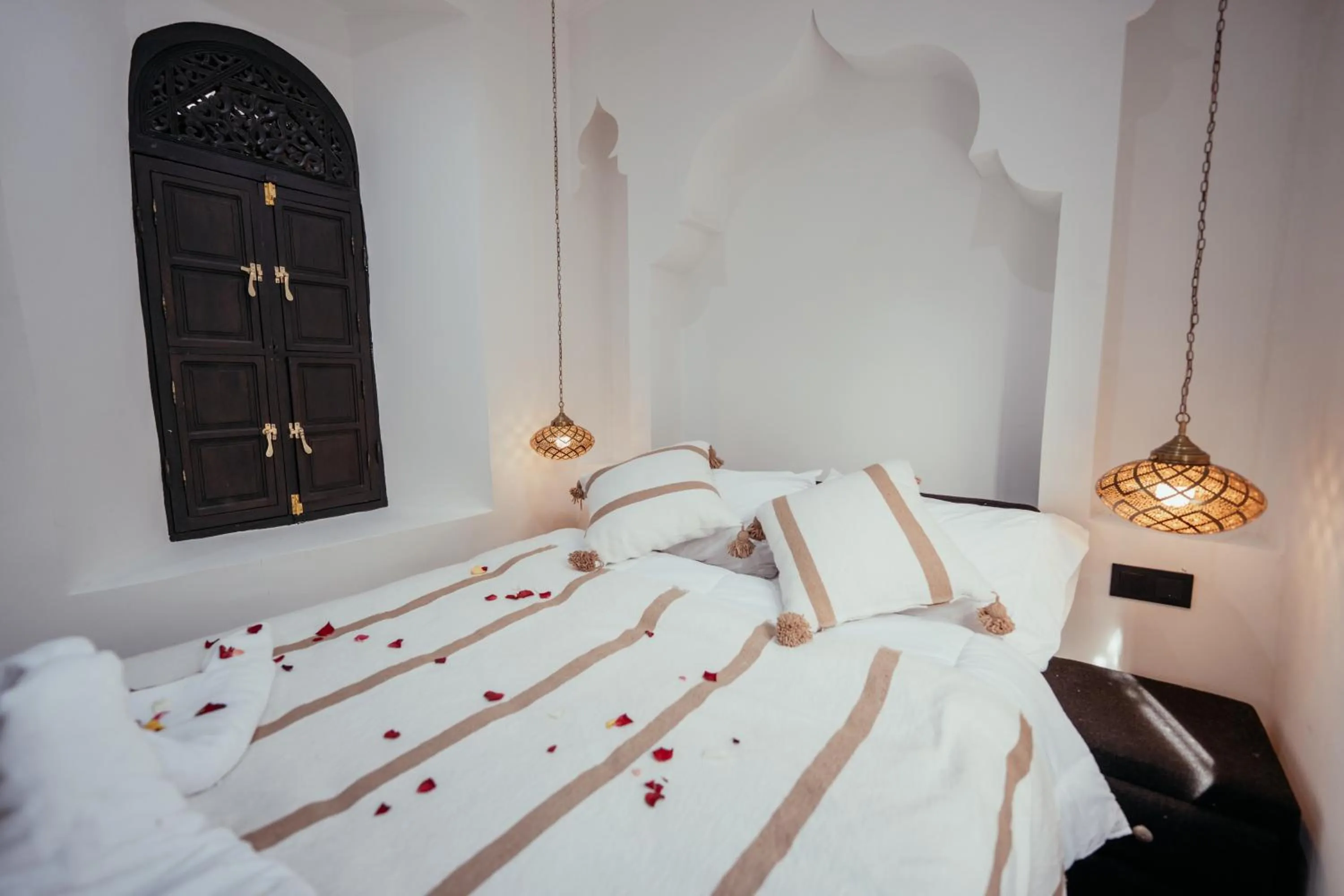 Bed in Riad Agdal Royal & Spa