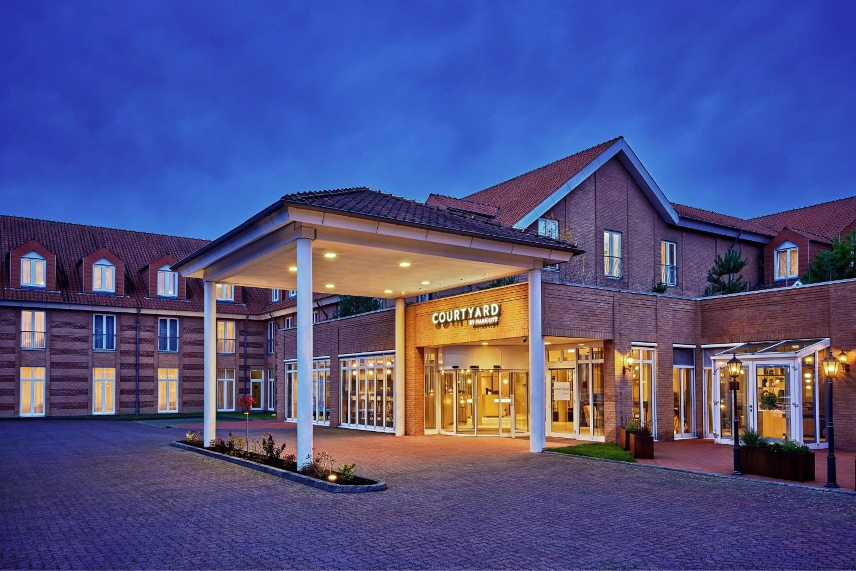 Property building in Hotel Schwerin Seven Lakes