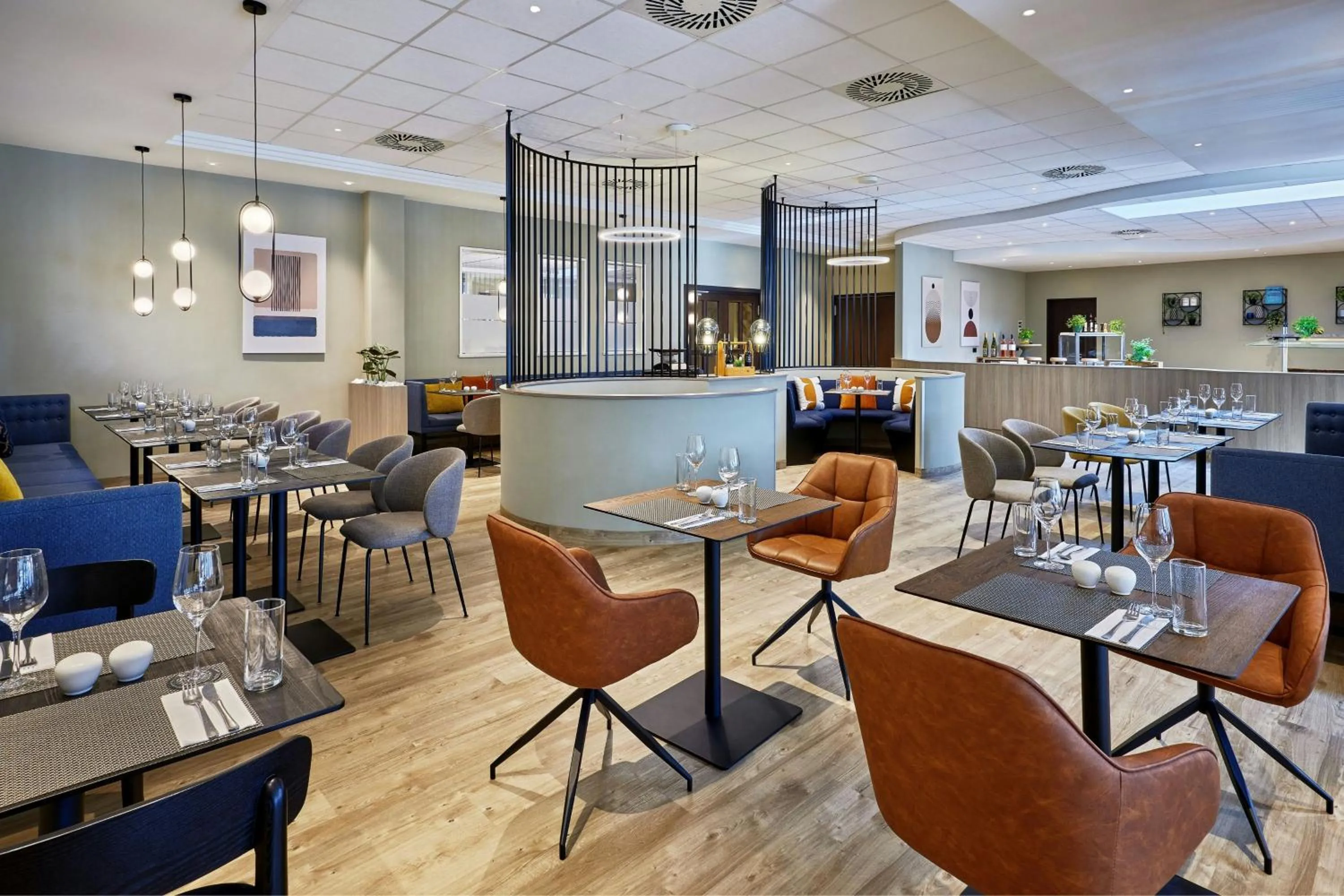 Restaurant/places to eat in Hotel Schwerin Seven Lakes