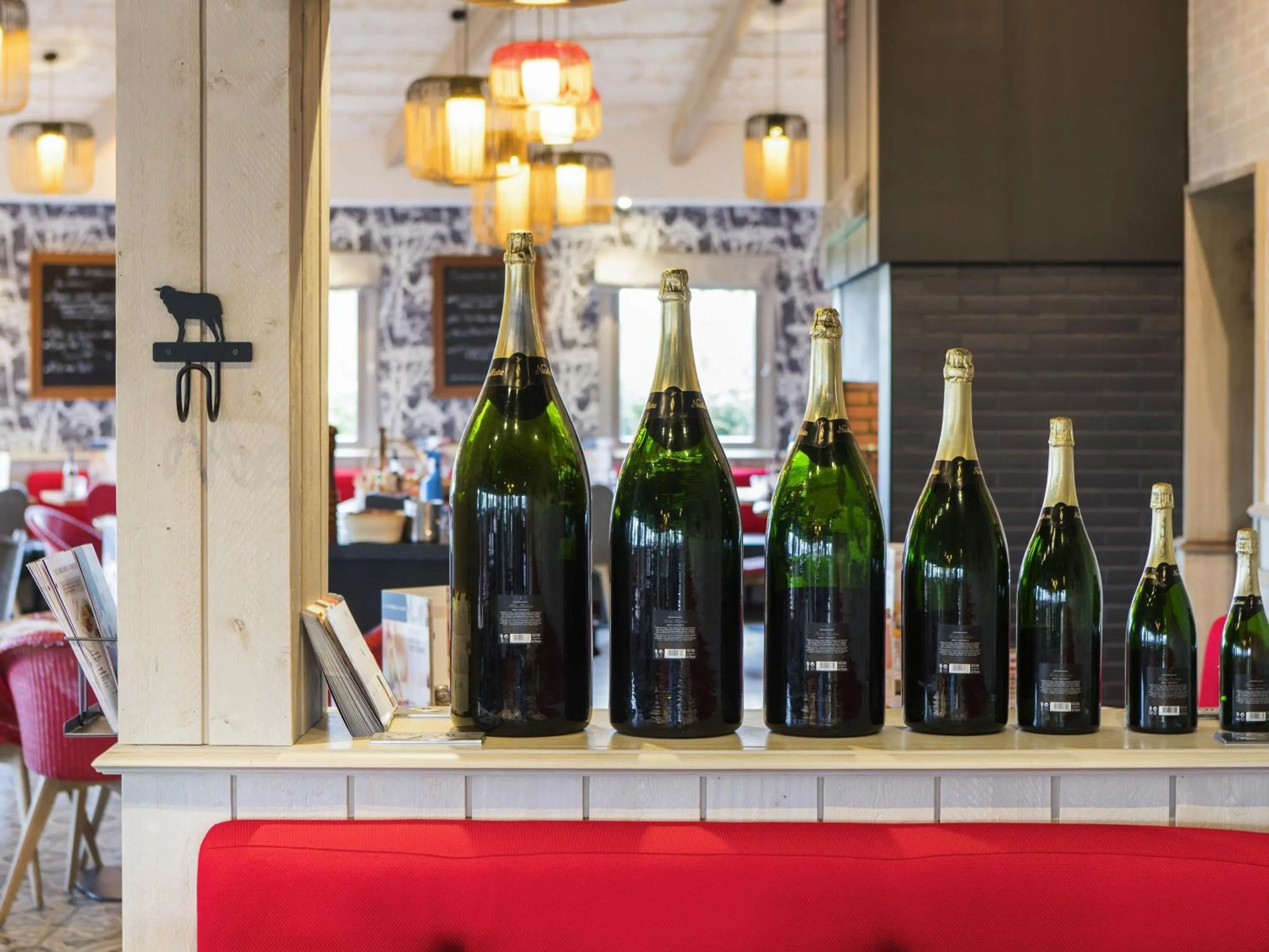 Restaurant/places to eat in ibis Reims Tinqueux