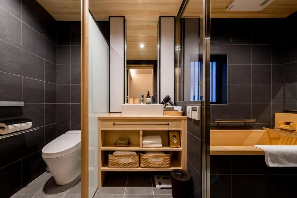 Toilet in Ishibekoji Muan