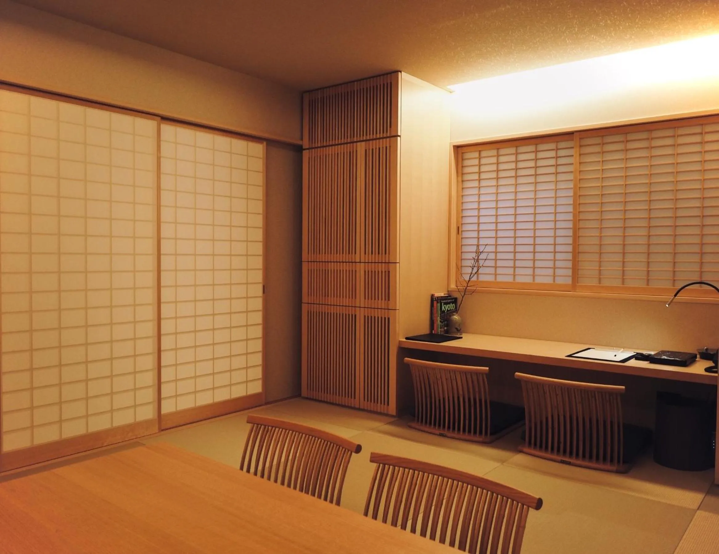 hair dresser in Ishibekoji Muan