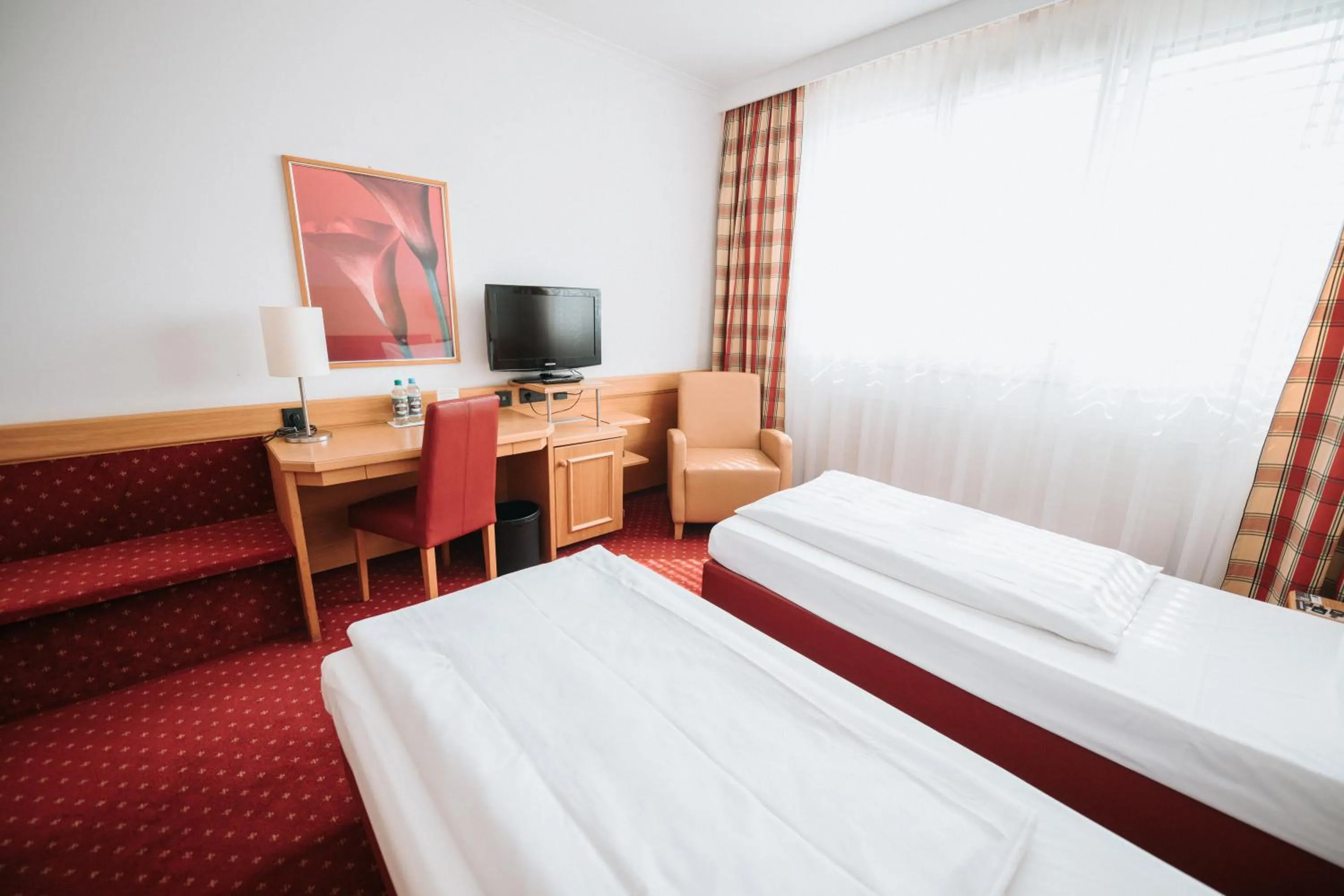 Photo of the whole room, Bed in Feringapark Hotel by Coffee Fellows Hotels