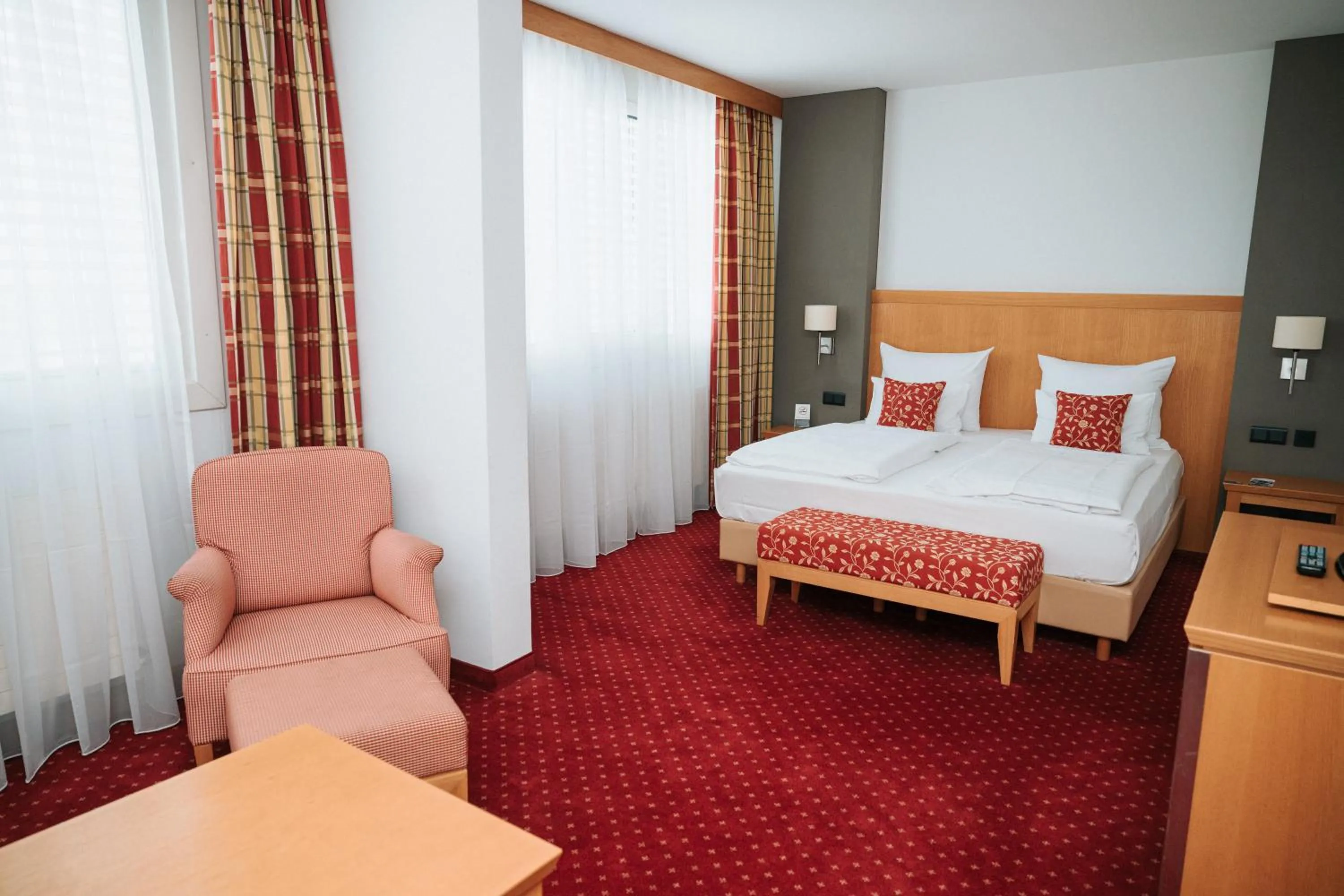 Photo of the whole room, Bed in Feringapark Hotel by Coffee Fellows Hotels