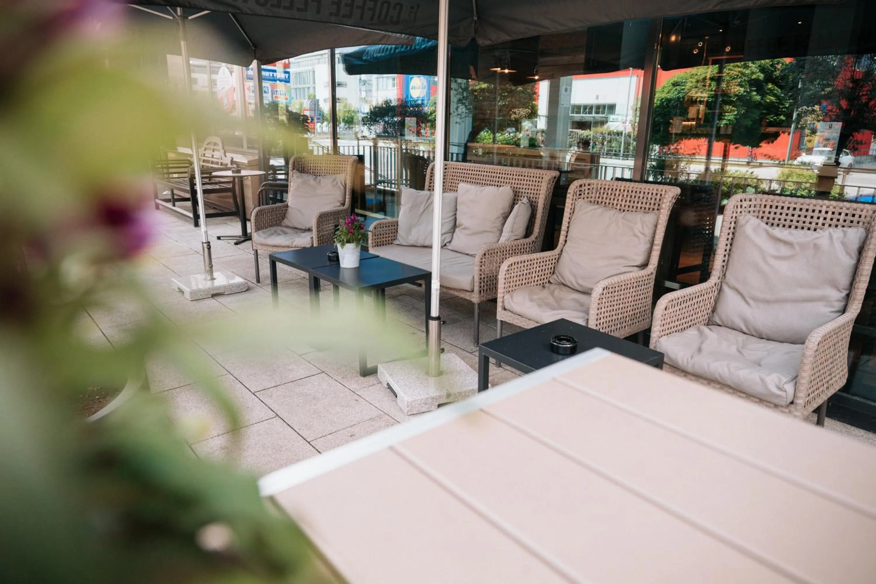 Balcony/Terrace in Feringapark Hotel by Coffee Fellows Hotels