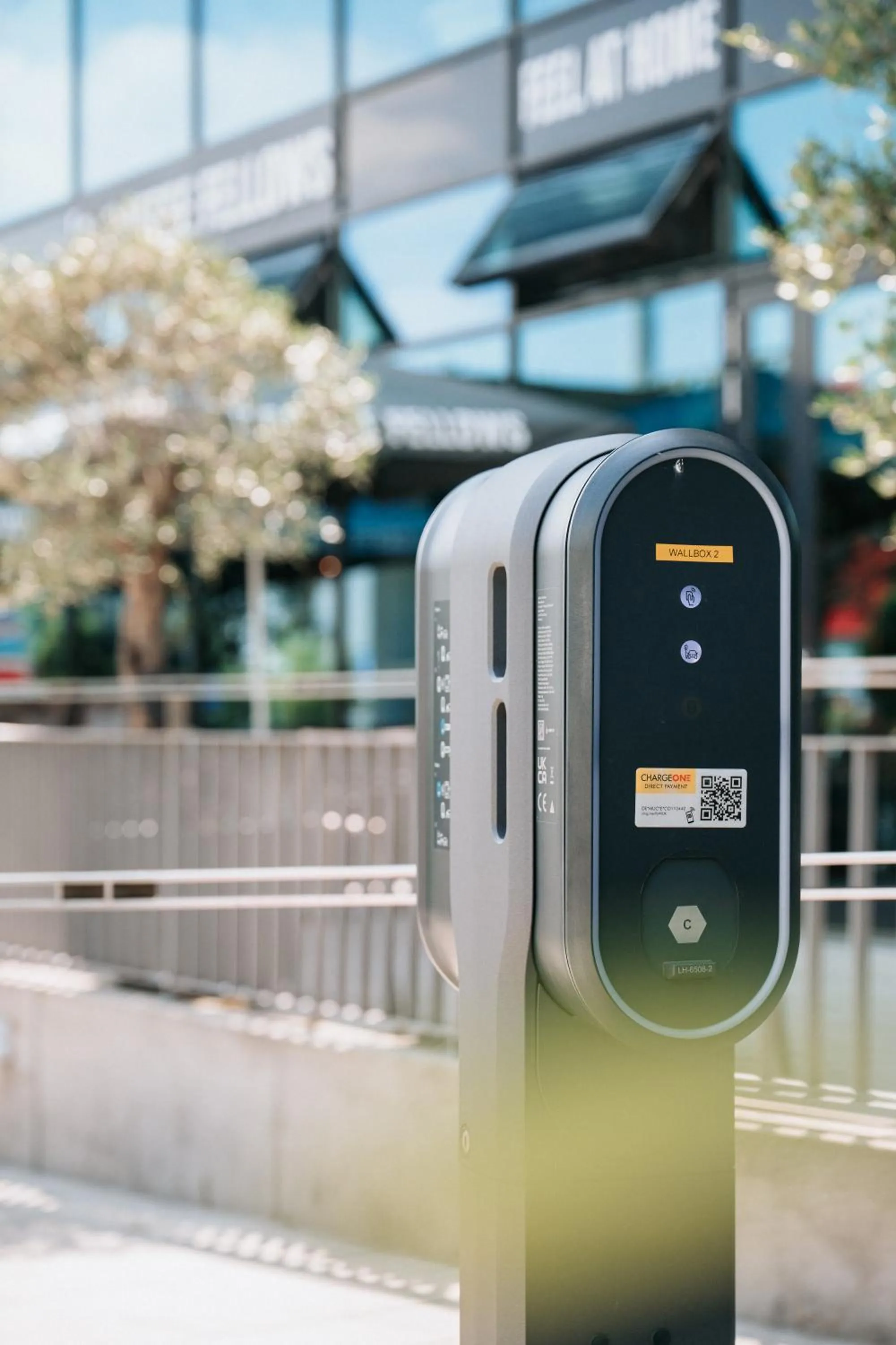 Parking in Feringapark Hotel by Coffee Fellows Hotels