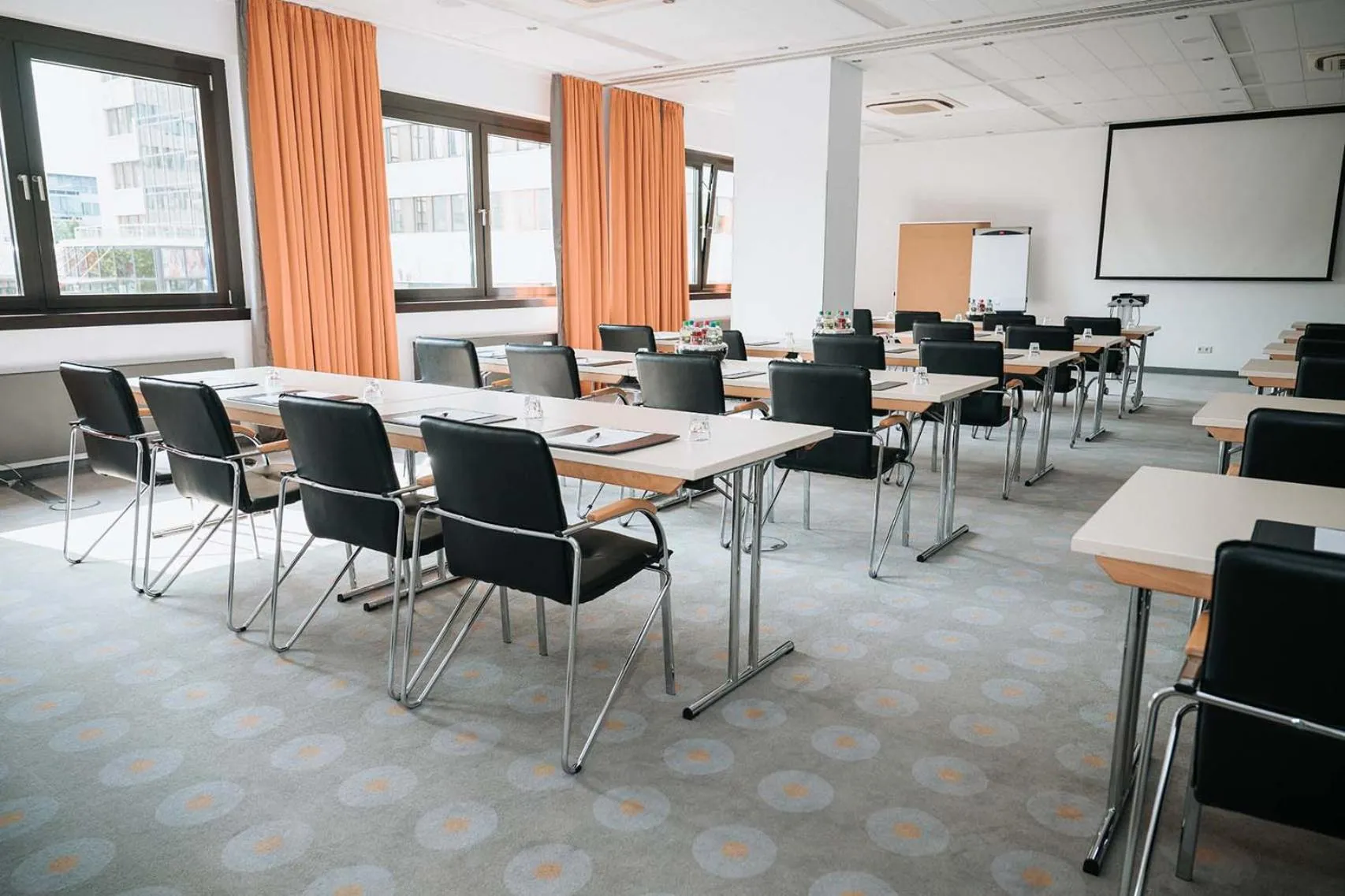 Meeting/conference room in Feringapark Hotel by Coffee Fellows Hotels