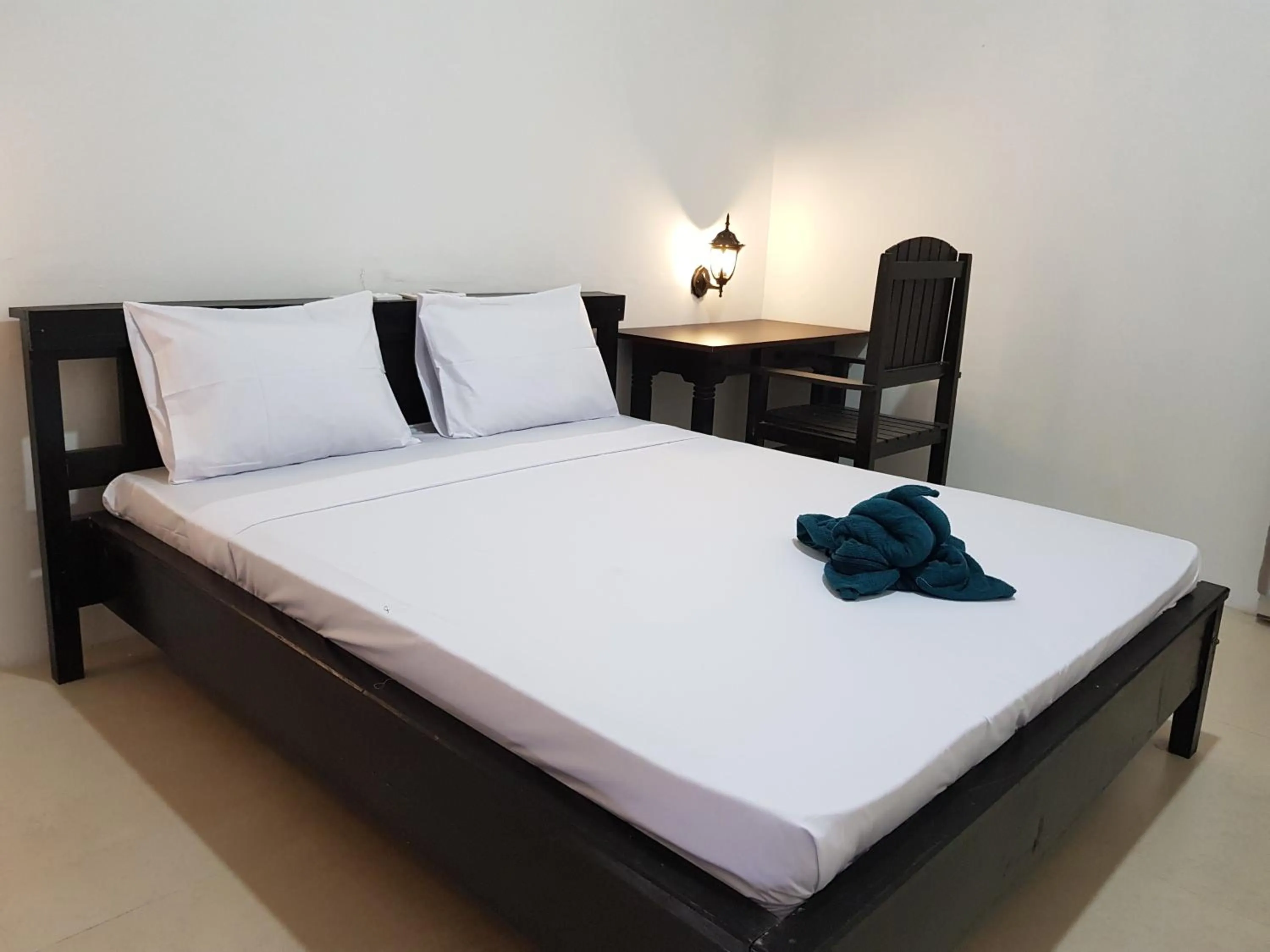 Photo of the whole room, Bed in Talent Resort