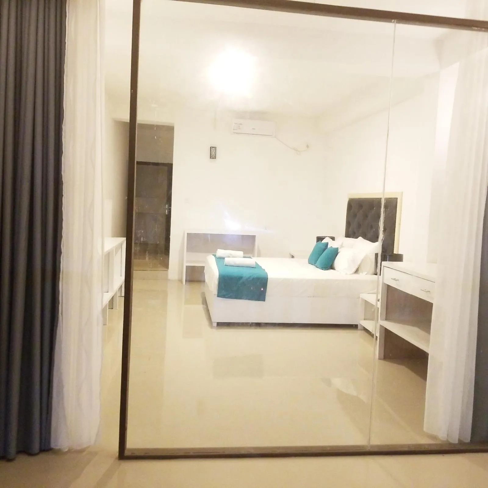 Bed in One World Mirissa