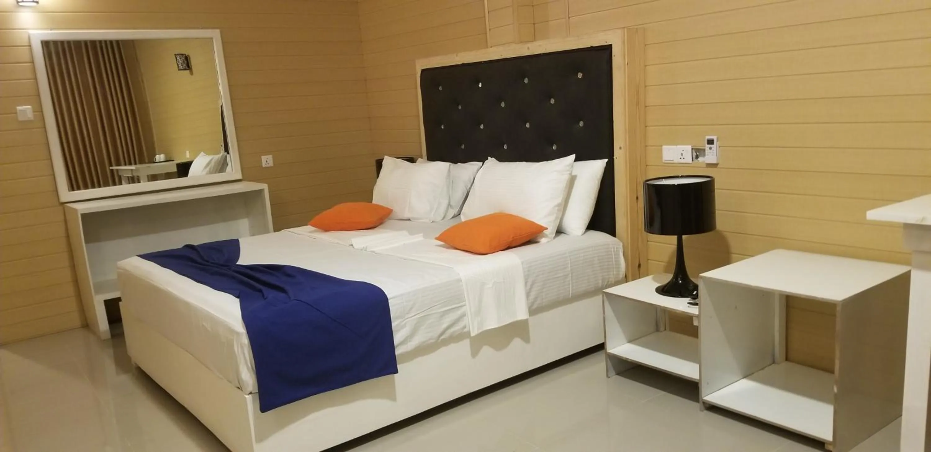 Bed in One World Mirissa