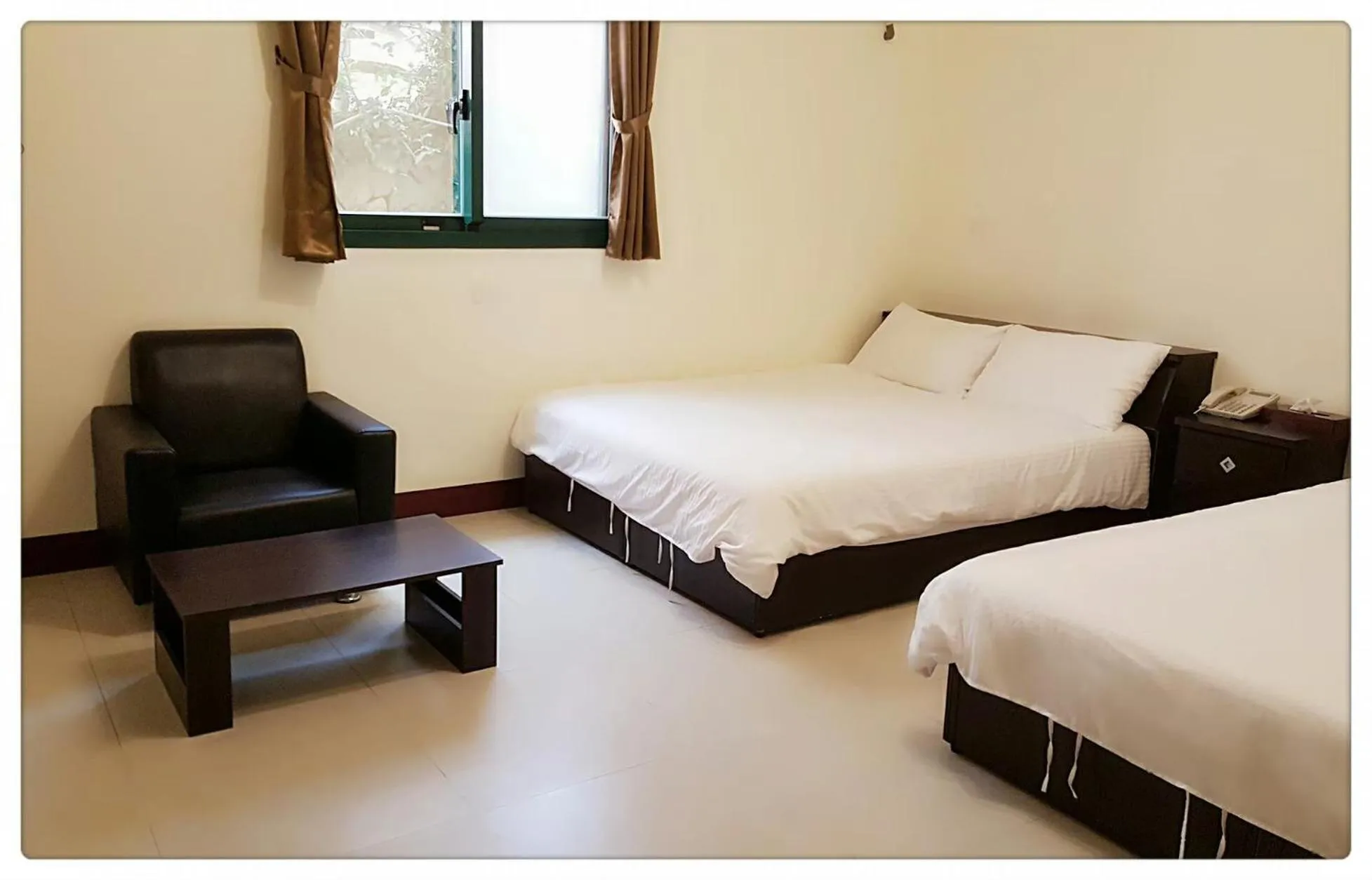 Bed in Jiou Wu Siao Jhu