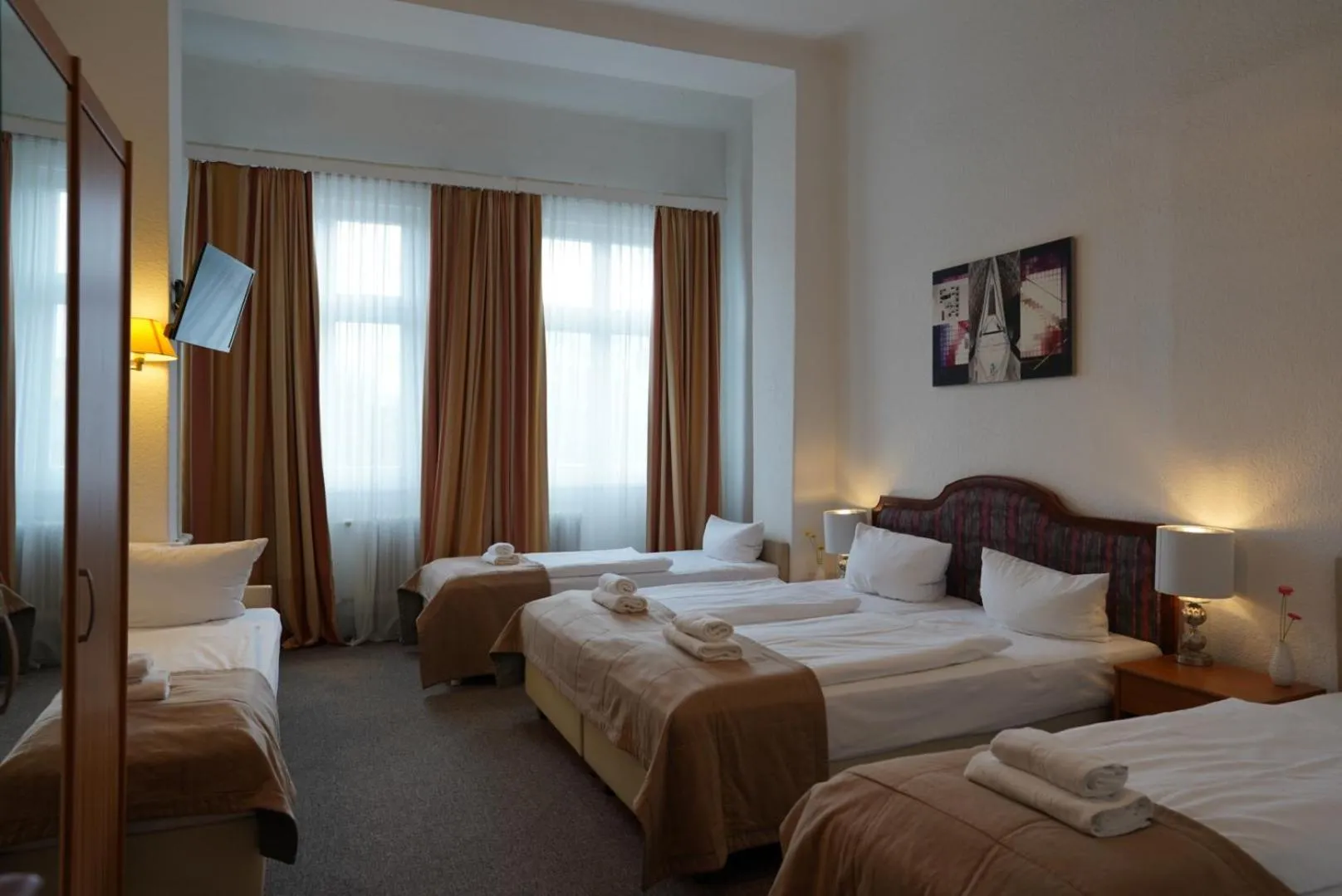 Photo of the whole room, Bed in City Pension Berlin