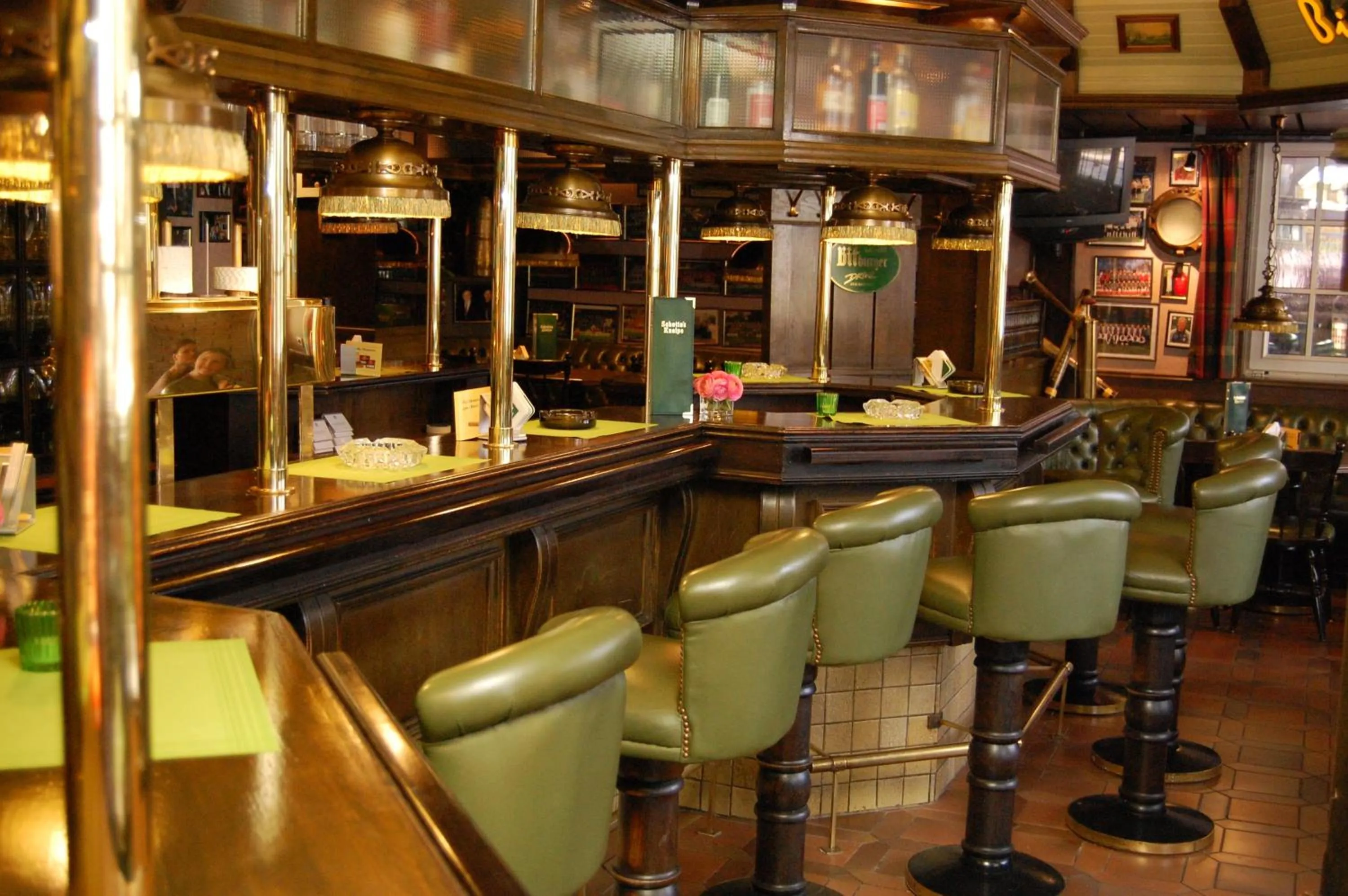 Restaurant/places to eat in Parkhotel Oberhausen