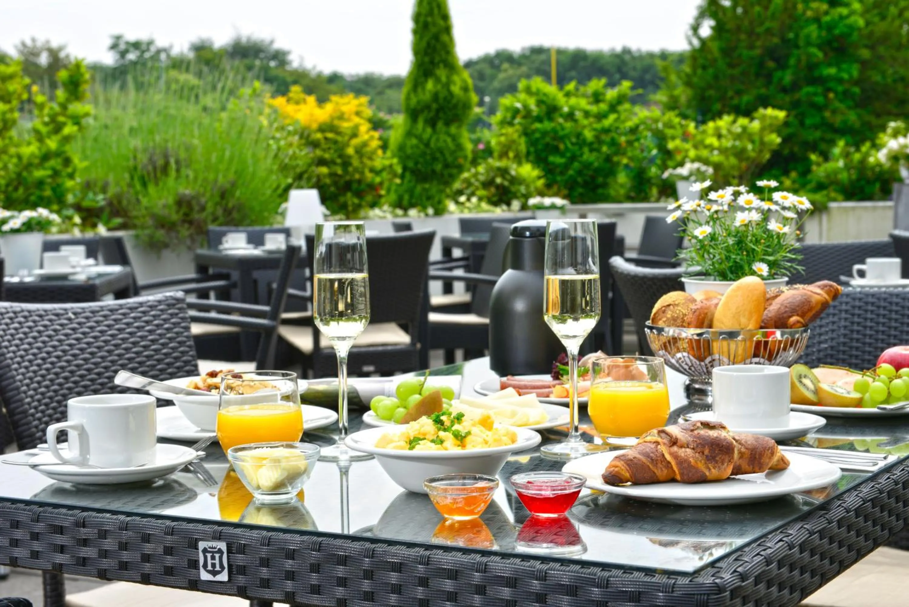 Buffet breakfast in Parkhotel Oberhausen