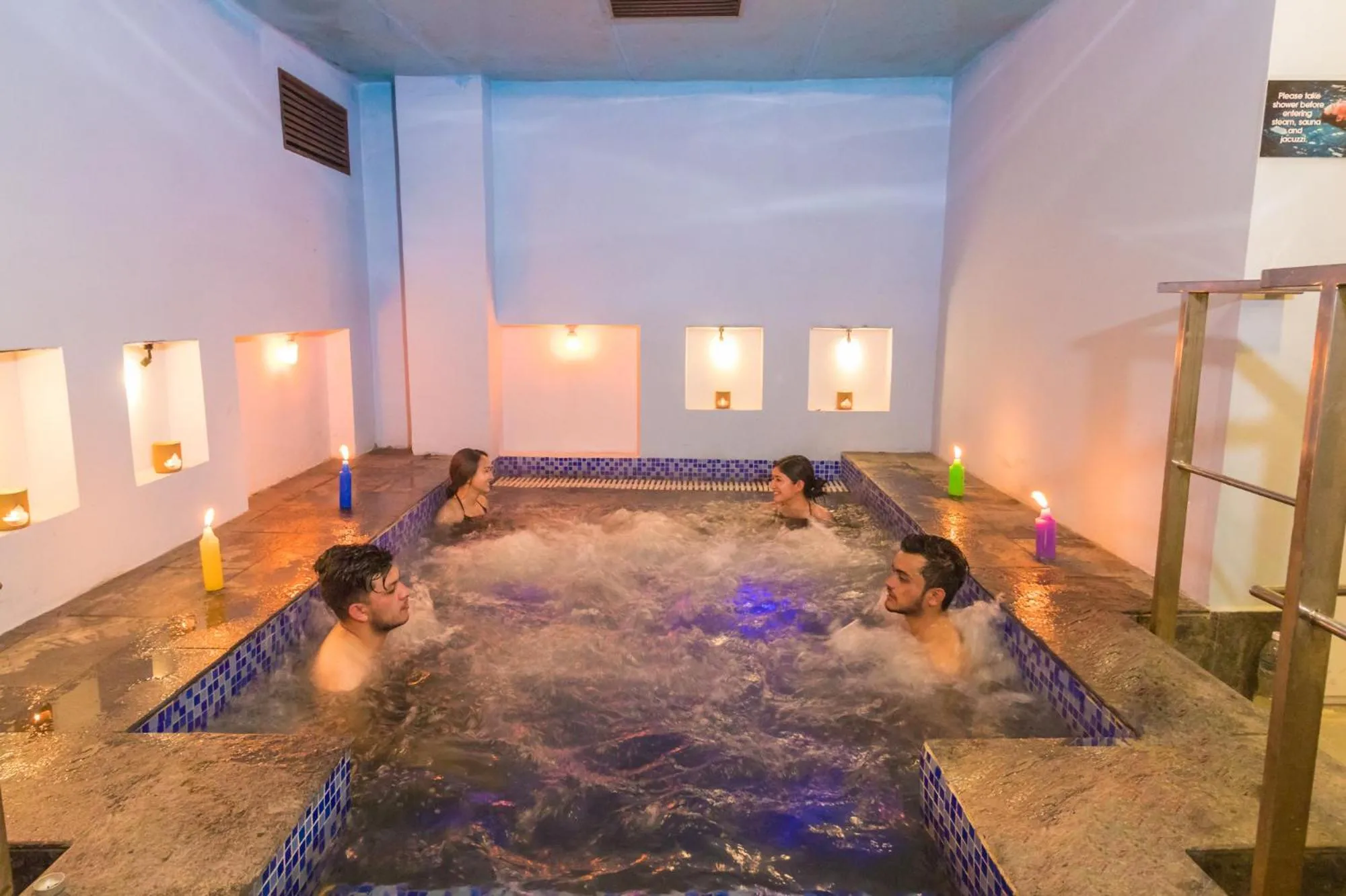 Spa and wellness centre/facilities in Himalayan Suite Hotel