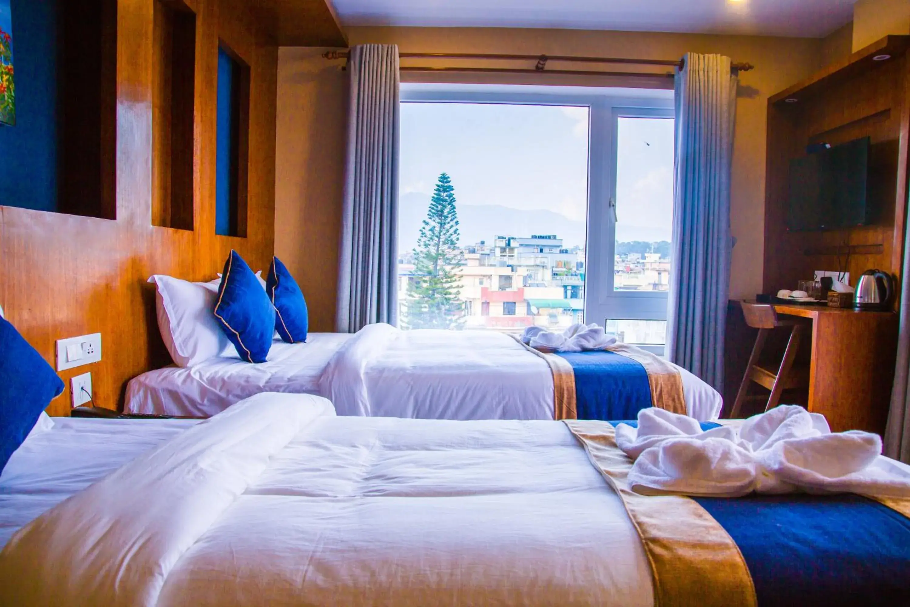 Deluxe Double or Twin Room with Balcony - 15% discount on Spa in Himalayan Suite Hotel Deluxe Double or Twin Room with Balcony - 15% discount on Spa in Himalayan Suite Hotel