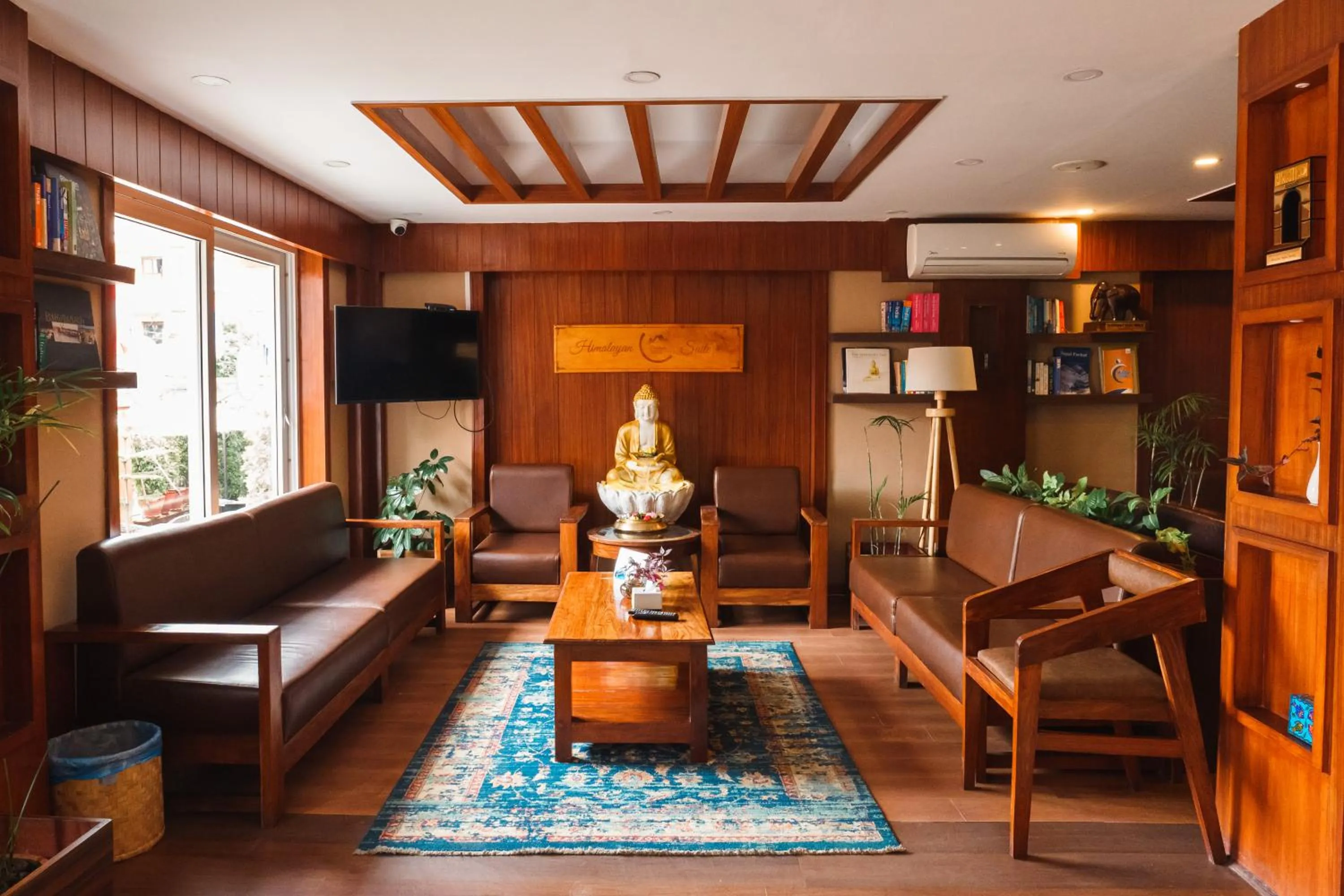 Lobby or reception in Himalayan Suite Hotel