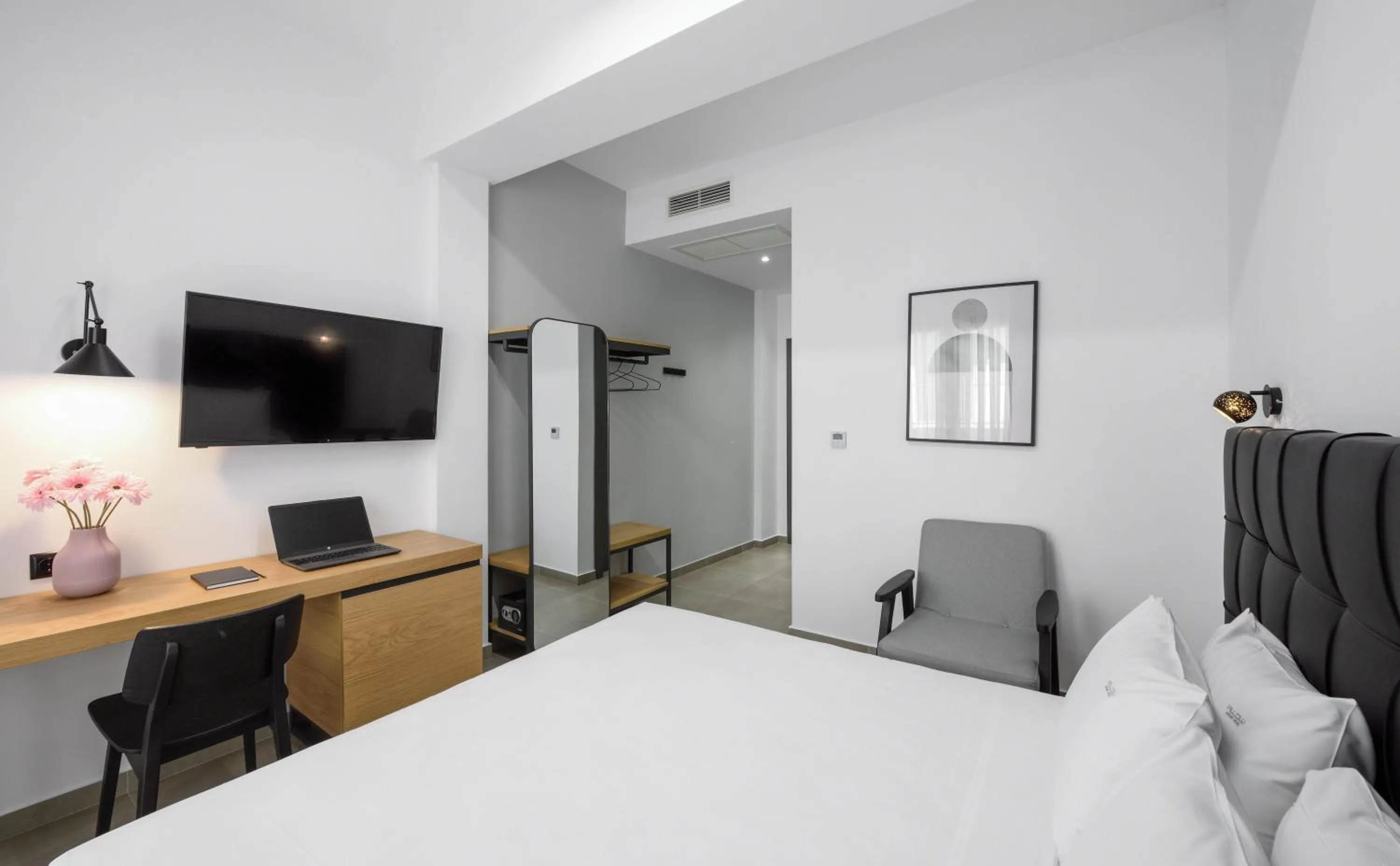 Bed in Pillow urban stay